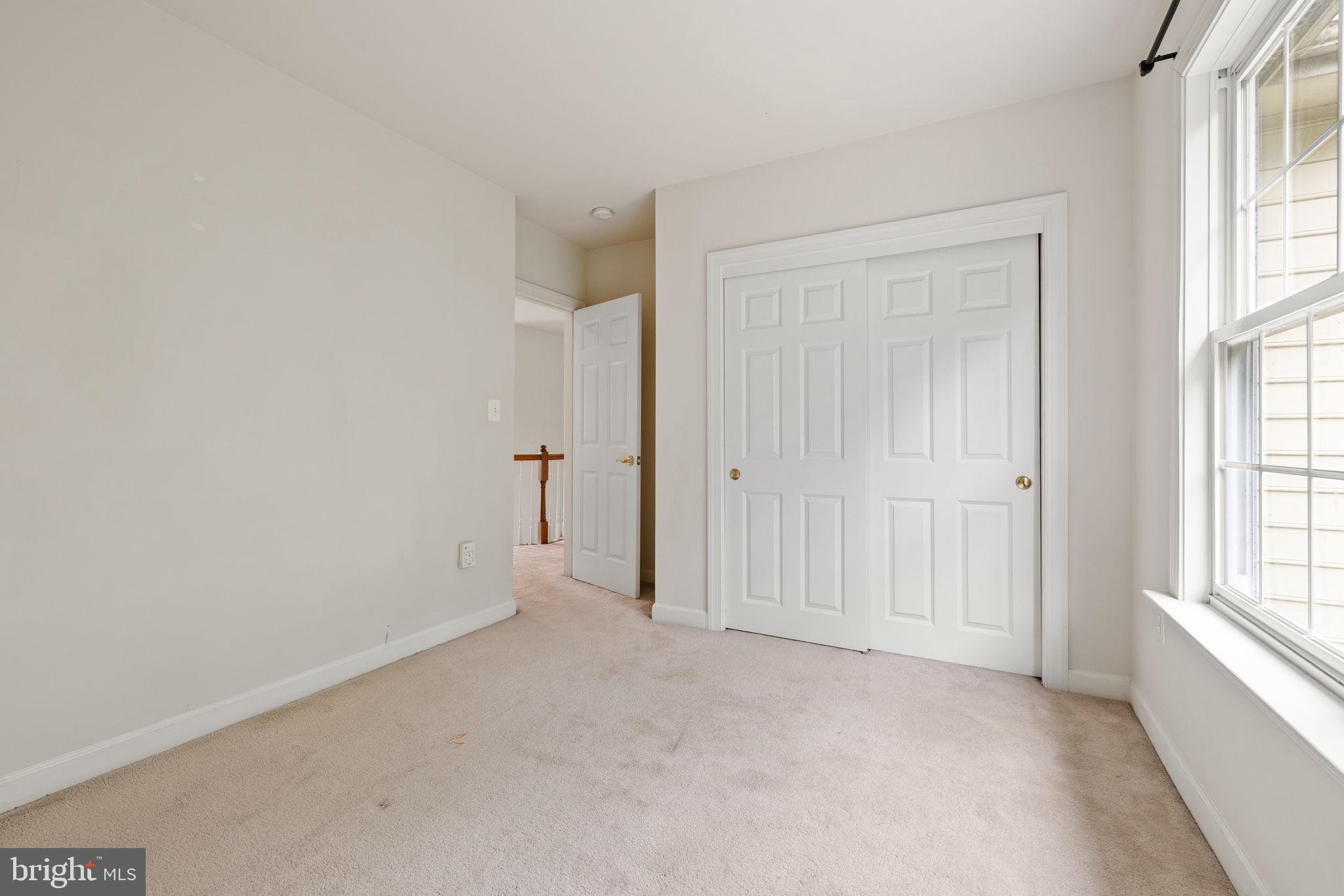 STONEWALL MANOR - Residential