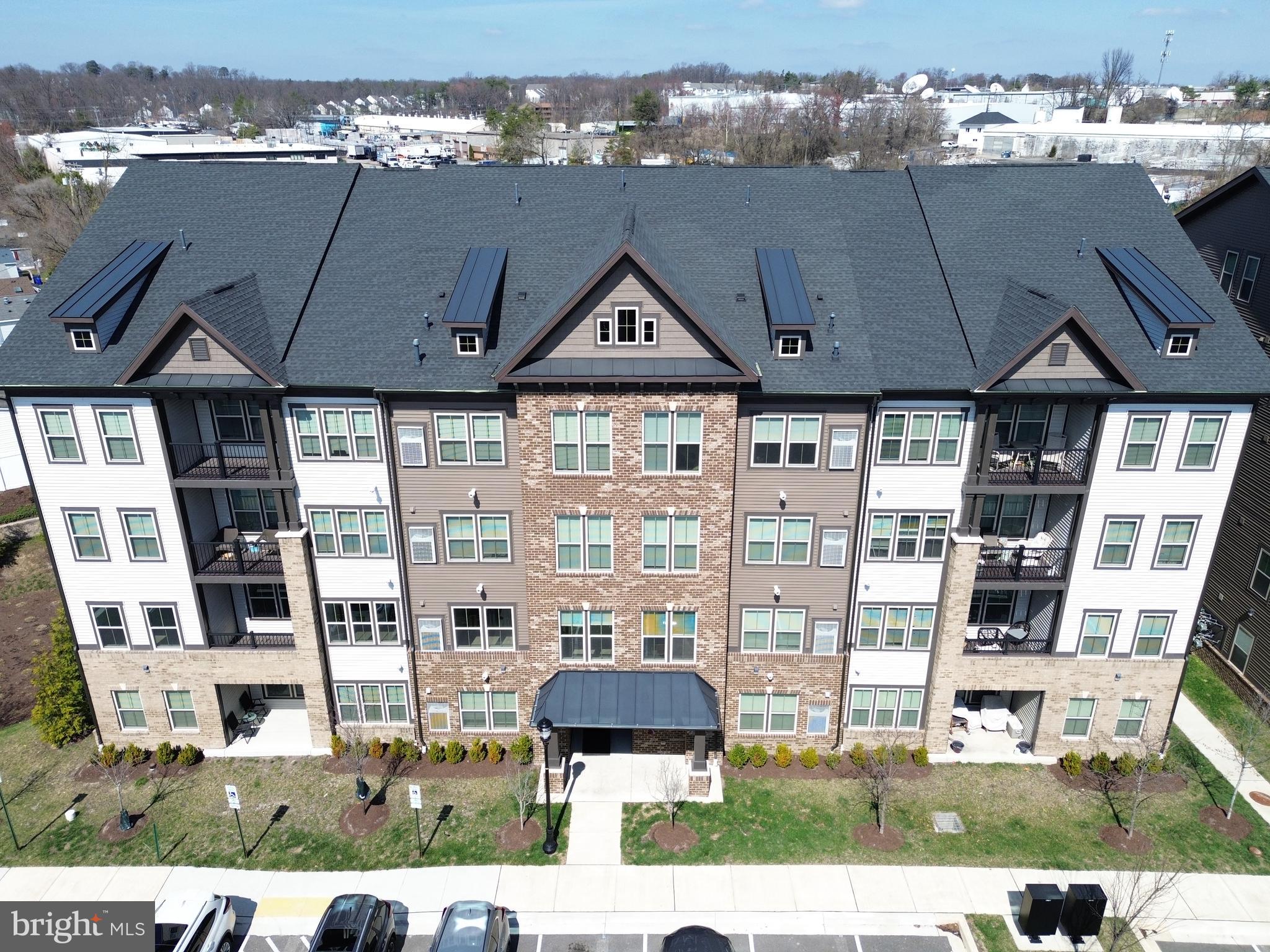 PADDOCK POINTE - Residential