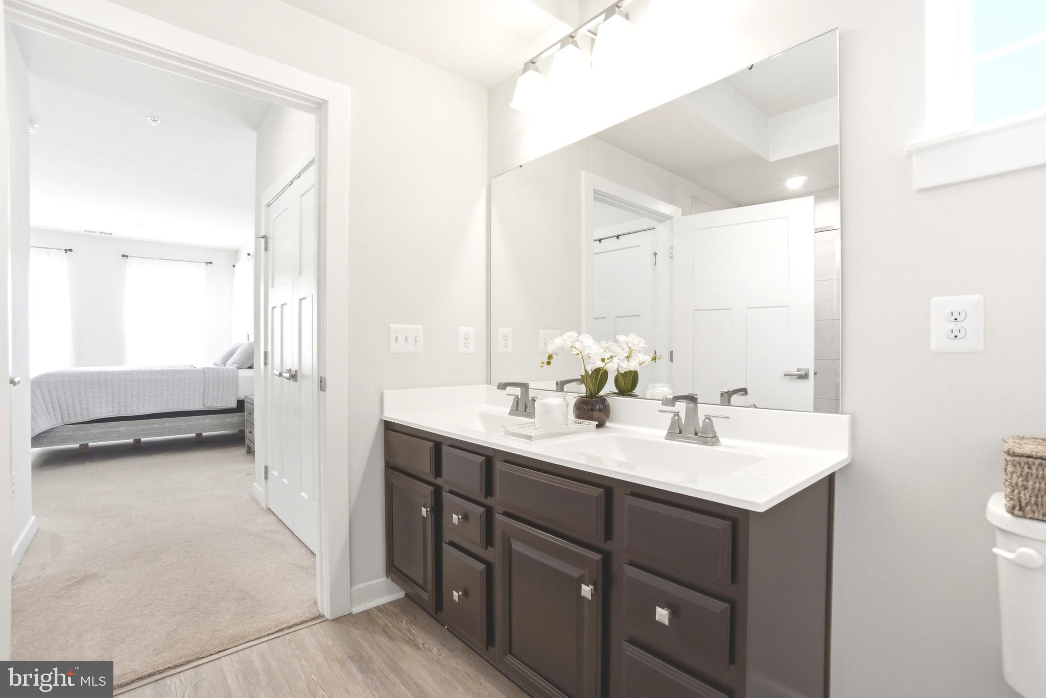 PADDOCK POINTE - Residential