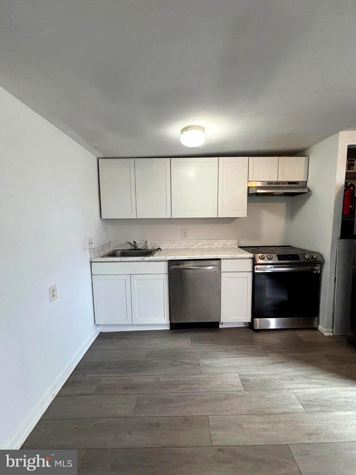 117 N BLACK HORSE PIKE D