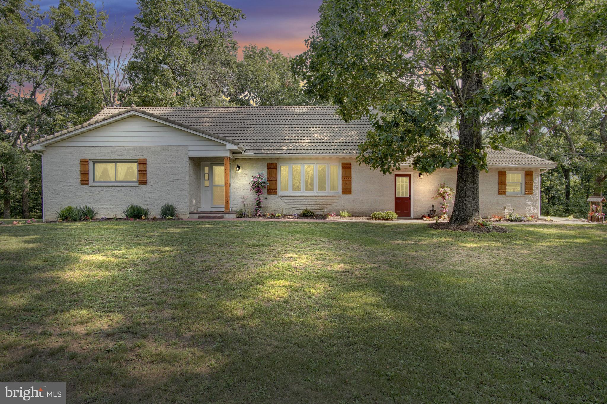 11 WAGNER DRIVE