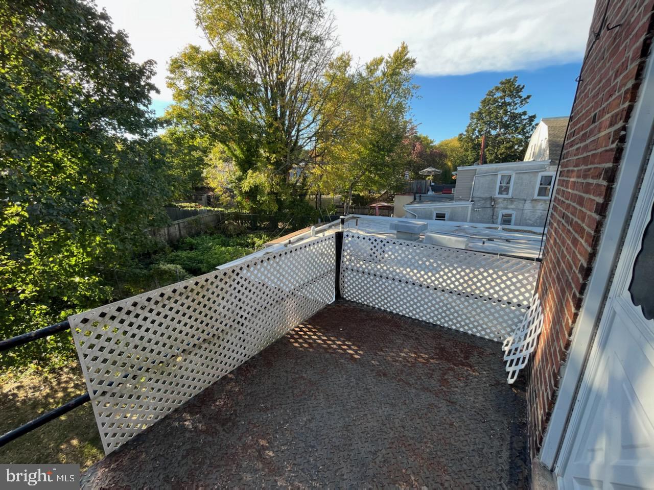 CHESTNUT HILL - Residential Lease