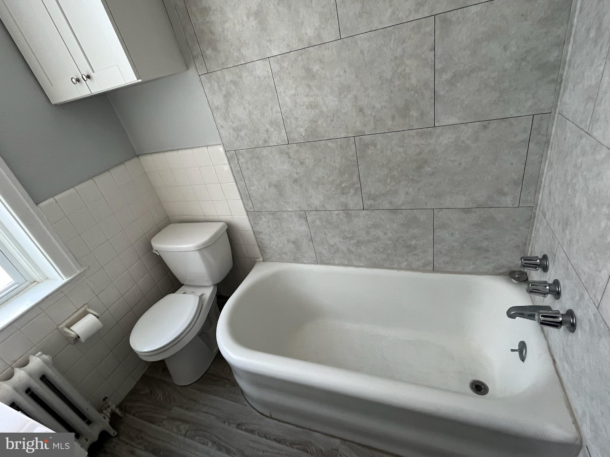 CHESTNUT HILL - Residential Lease