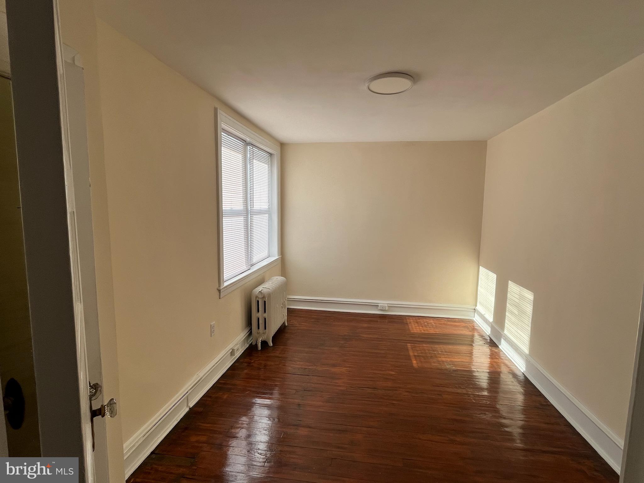 CHESTNUT HILL - Residential Lease