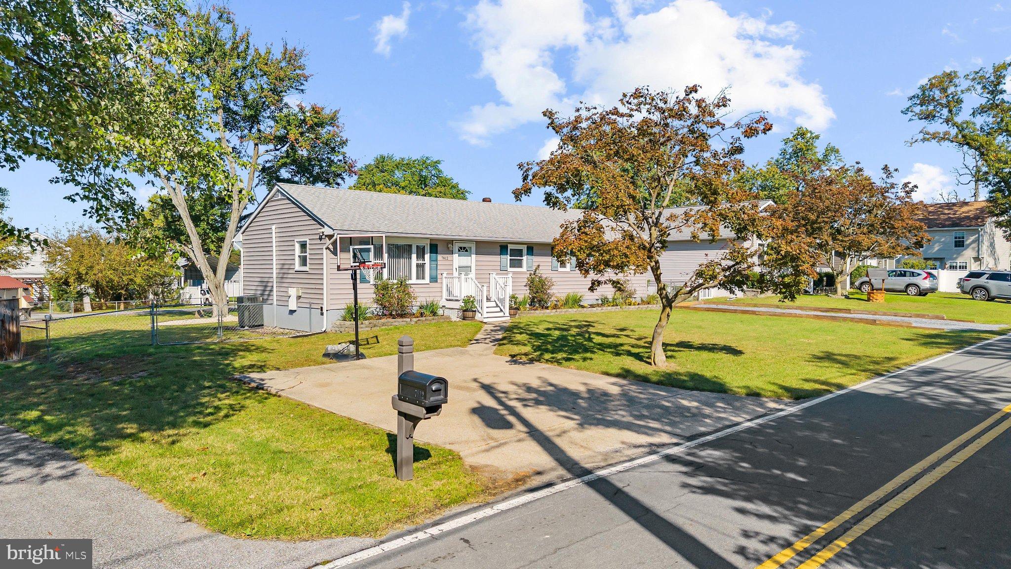 7812 ELIZABETH ROAD