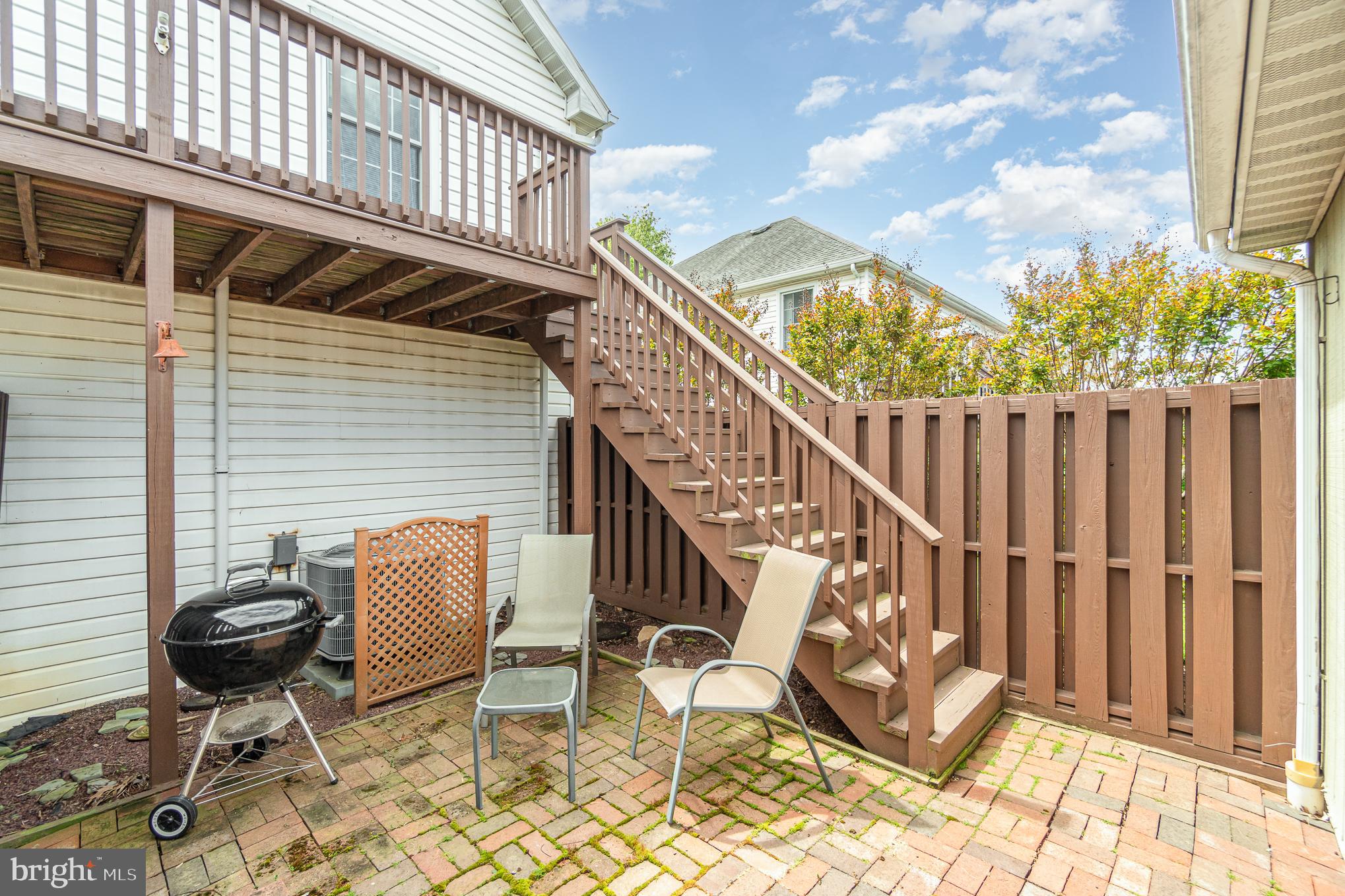 DELANCEY COURT - Residential