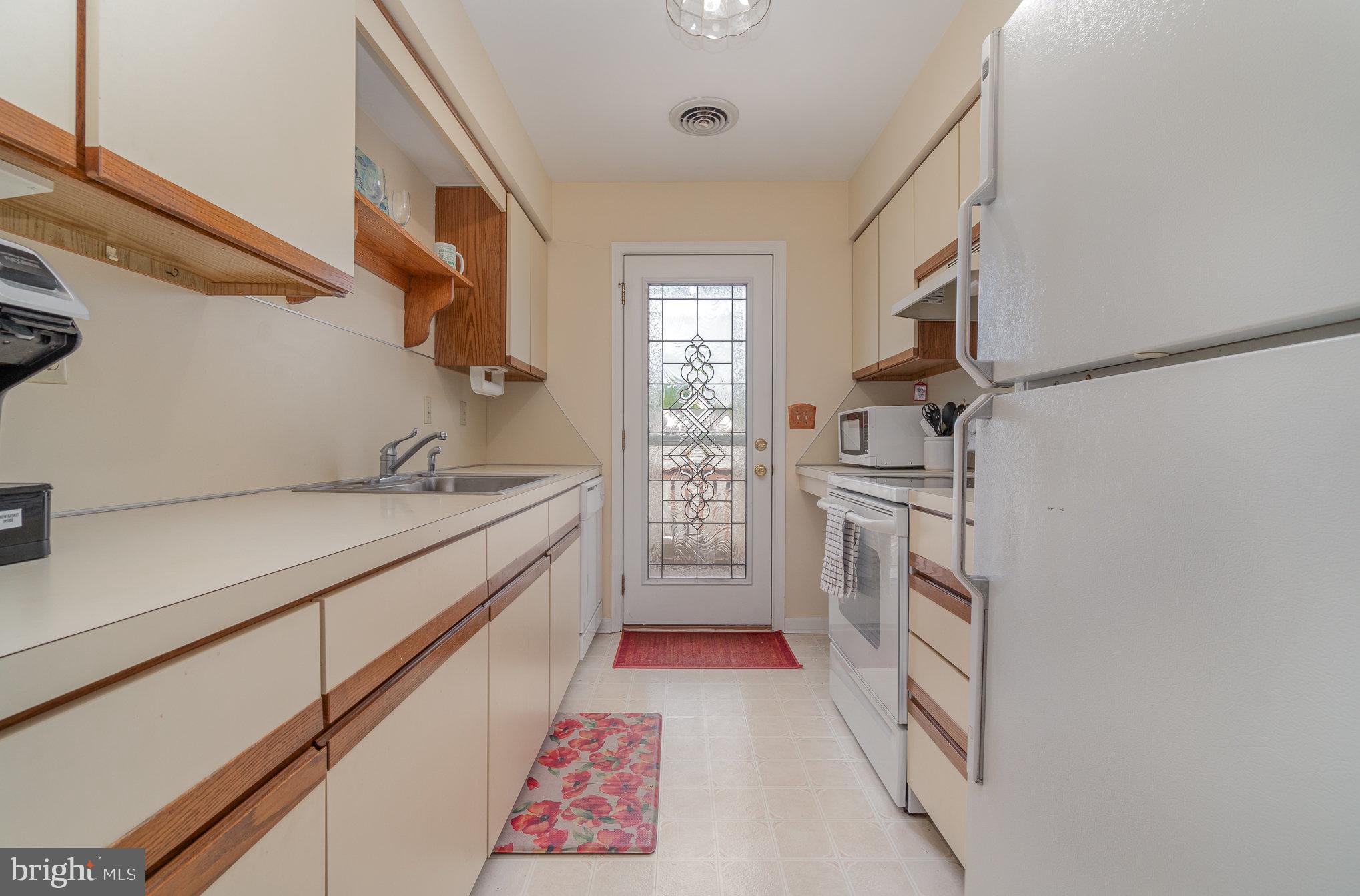 DELANCEY COURT - Residential