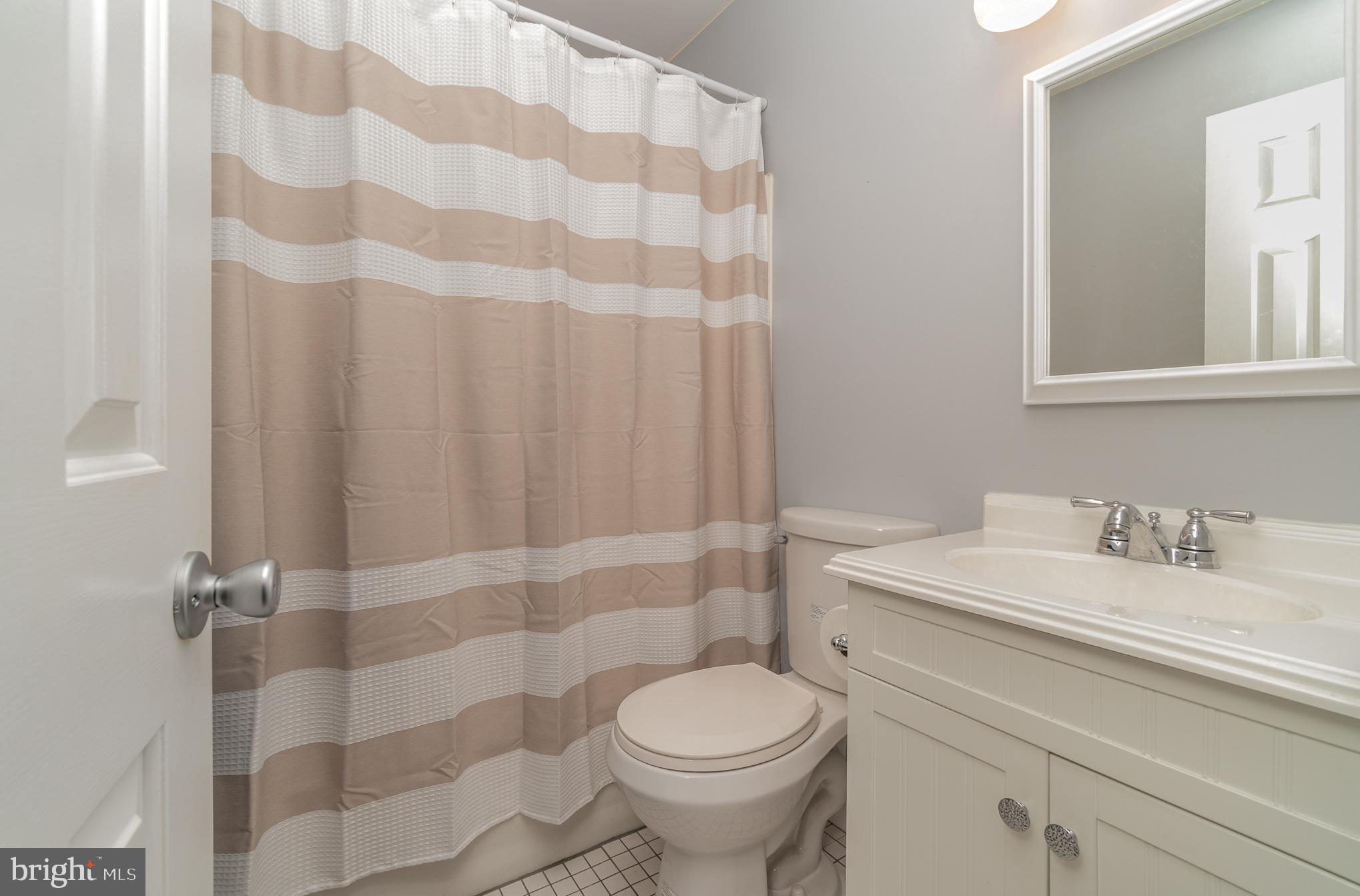 DELANCEY COURT - Residential