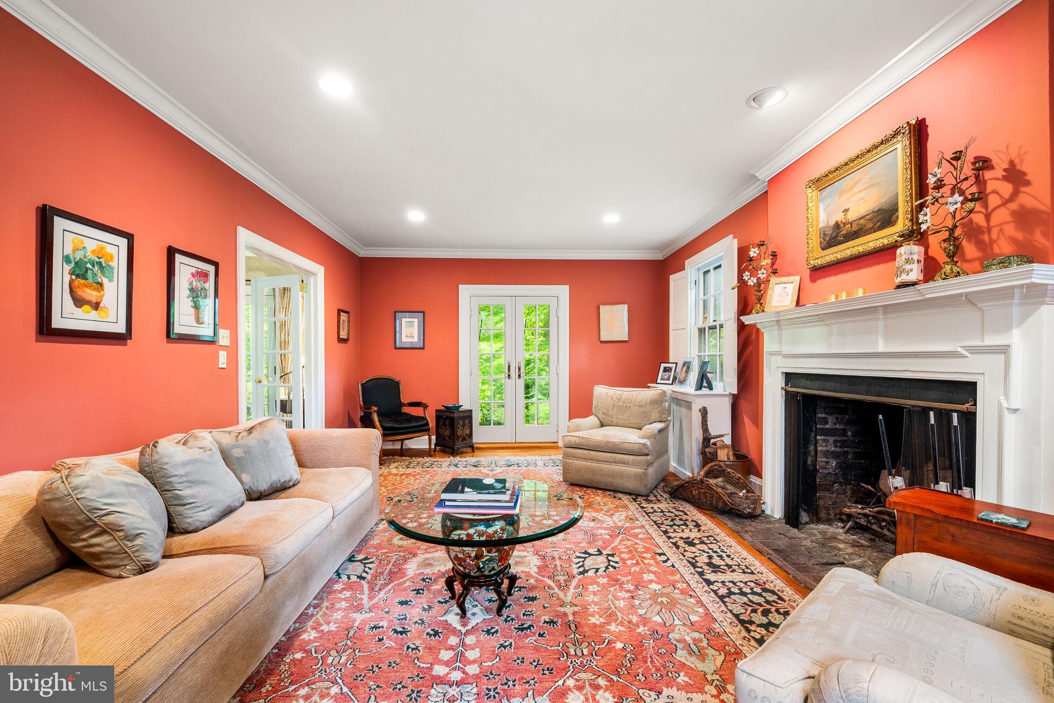 SWARTHMORE HILLS - Residential