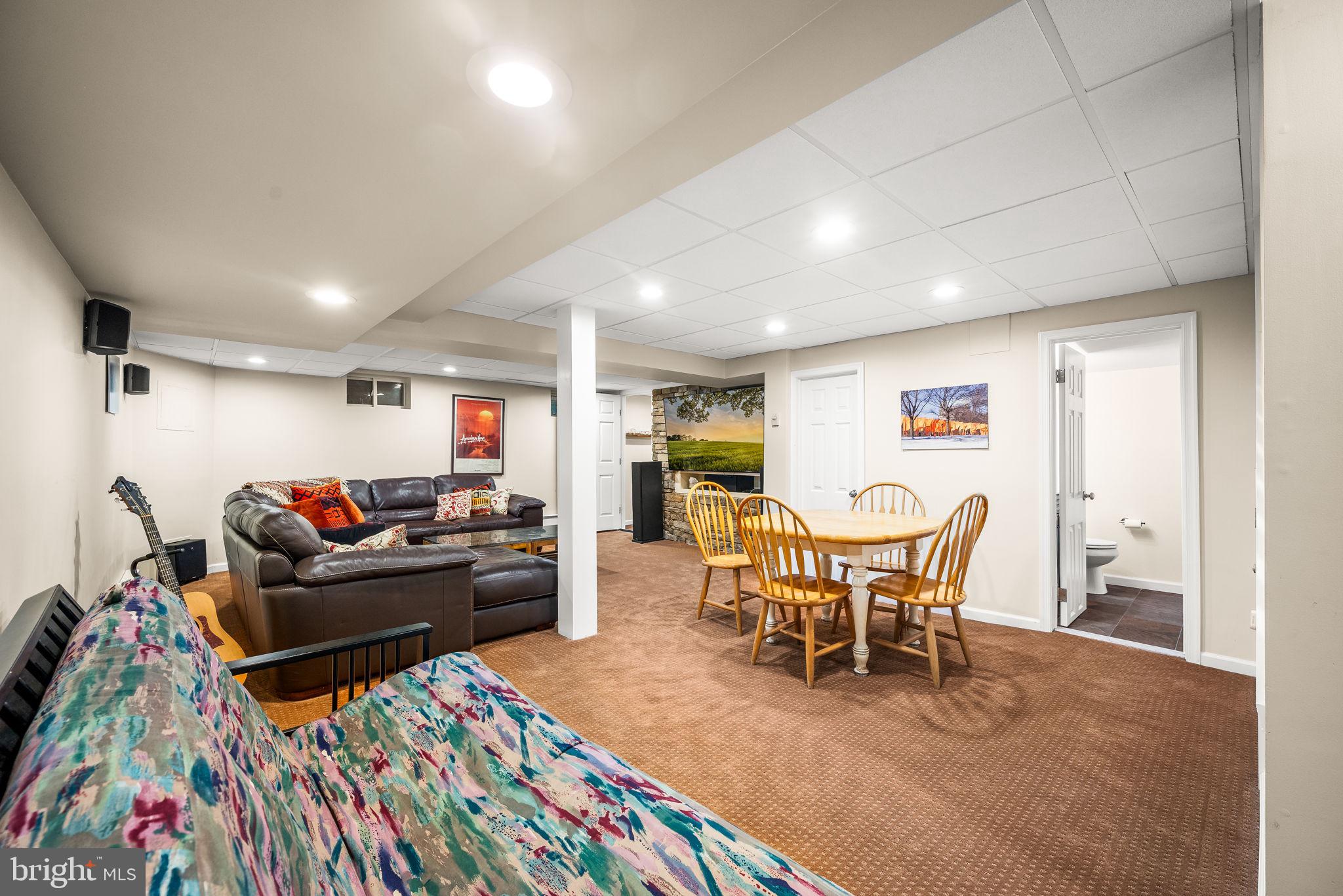 SWARTHMORE HILLS - Residential