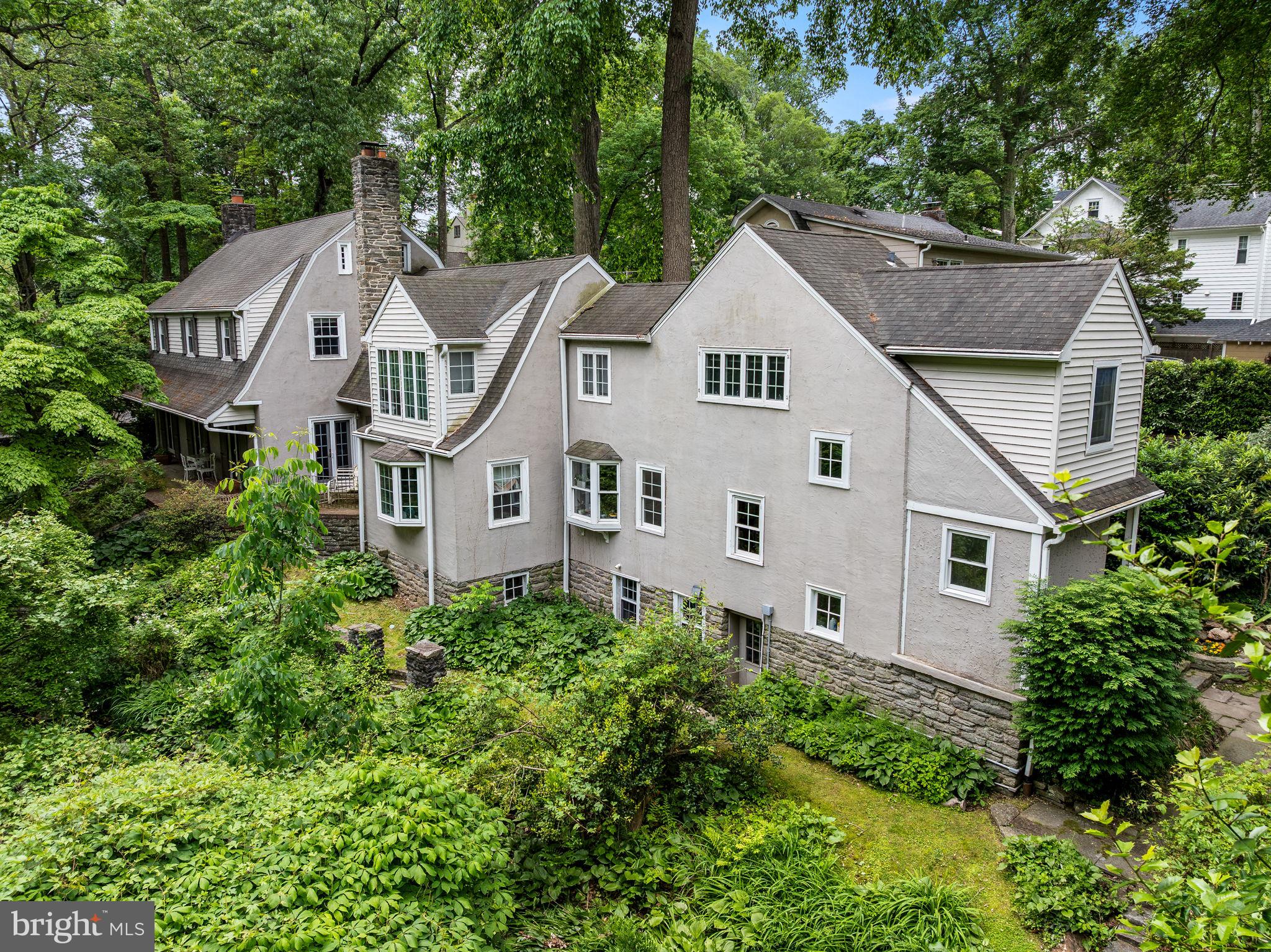 SWARTHMORE HILLS - Residential