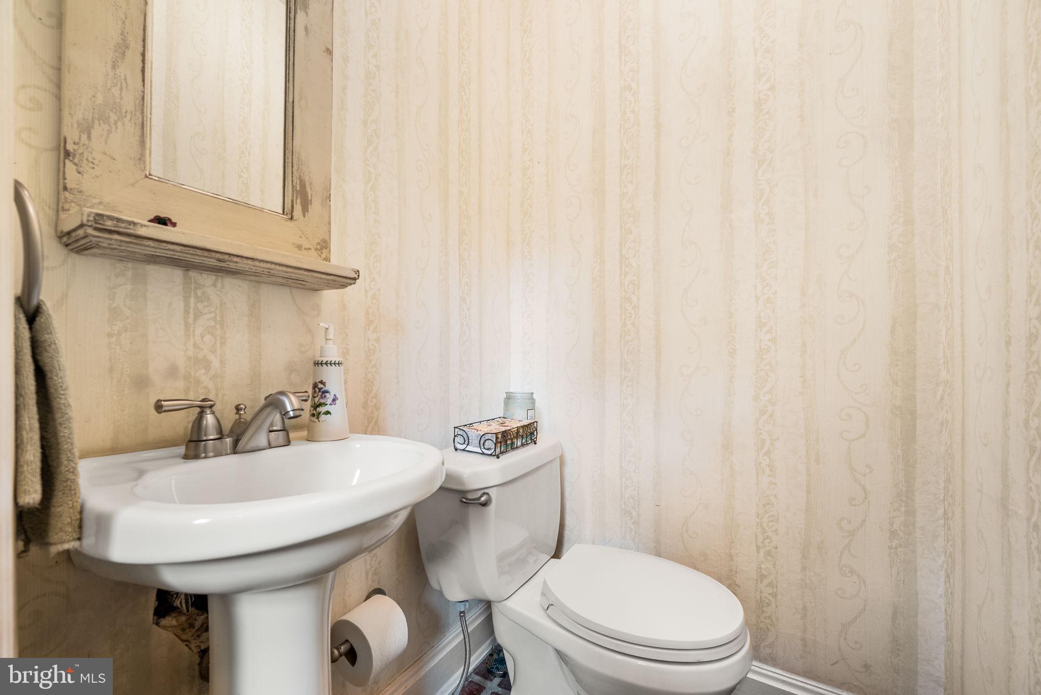 SWARTHMORE HILLS - Residential