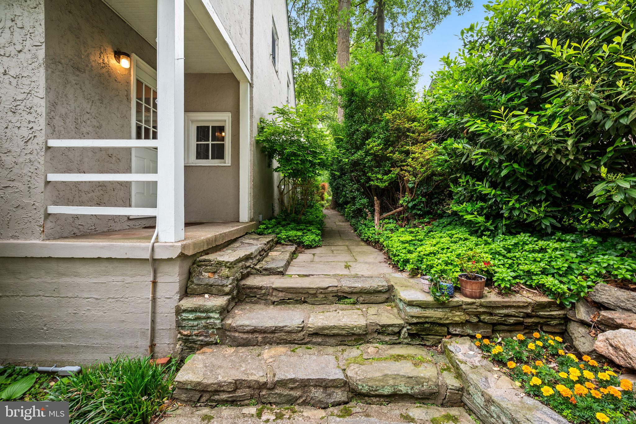 SWARTHMORE HILLS - Residential