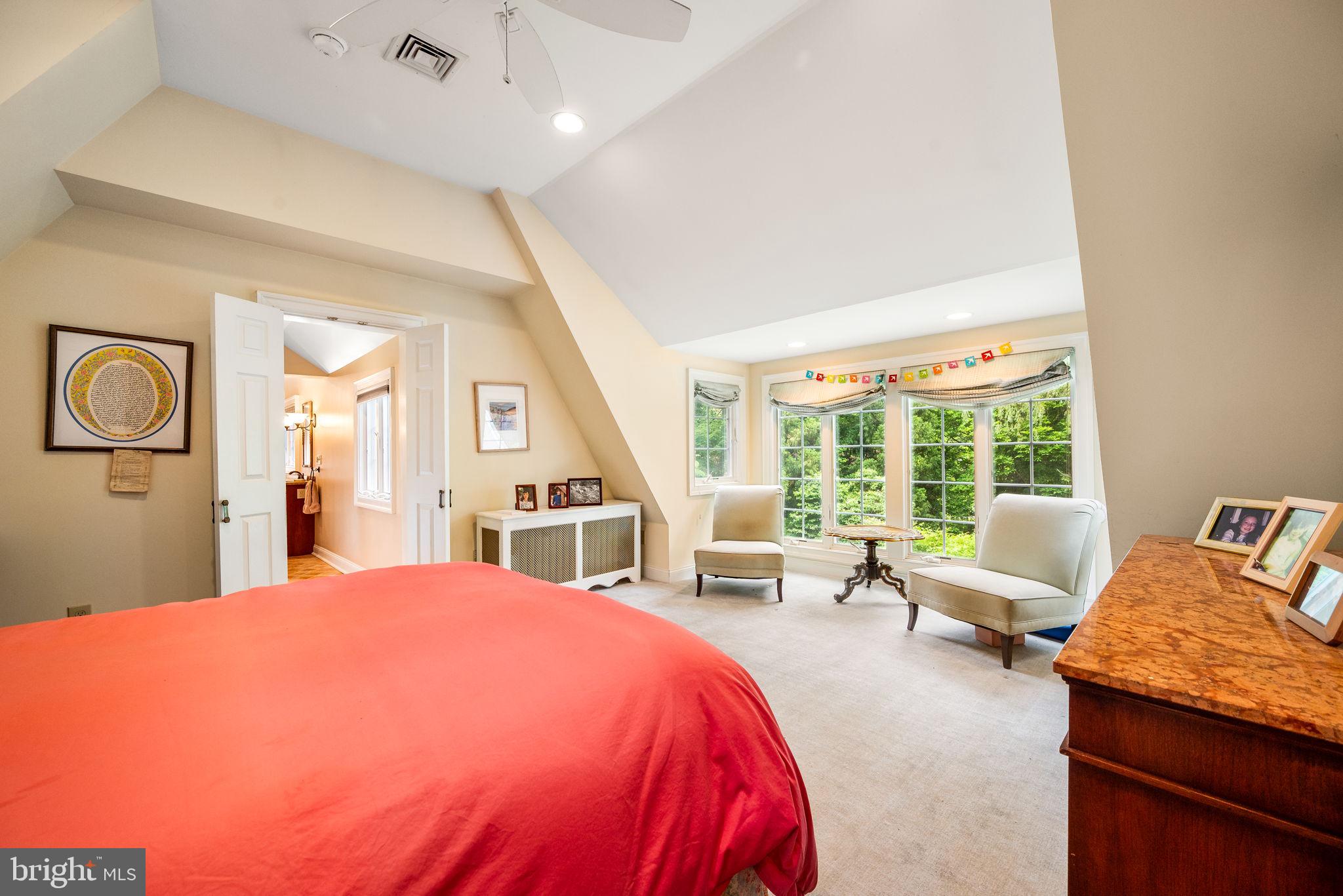 SWARTHMORE HILLS - Residential