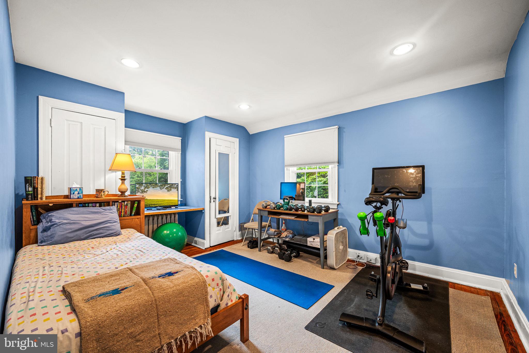 SWARTHMORE HILLS - Residential