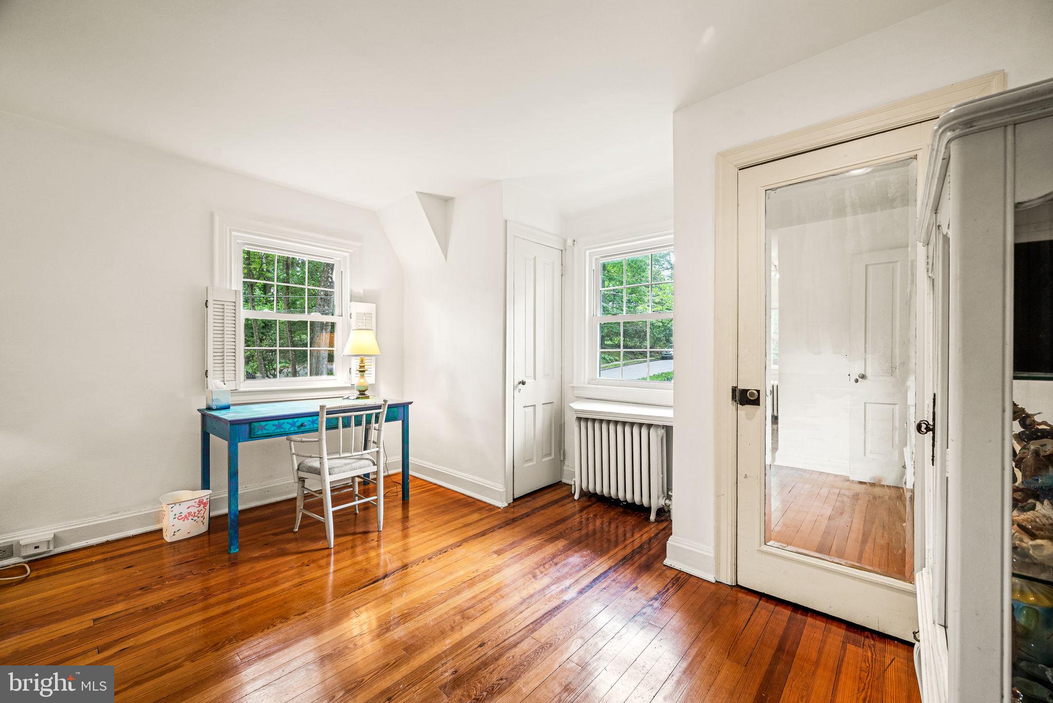 SWARTHMORE HILLS - Residential