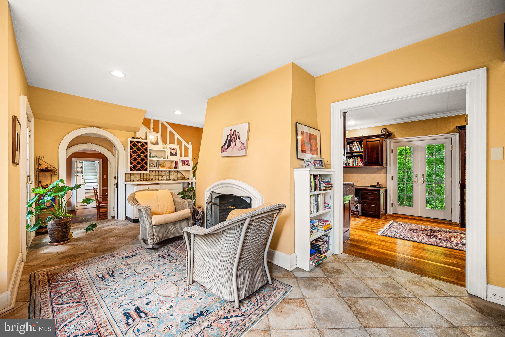 SWARTHMORE HILLS - Residential