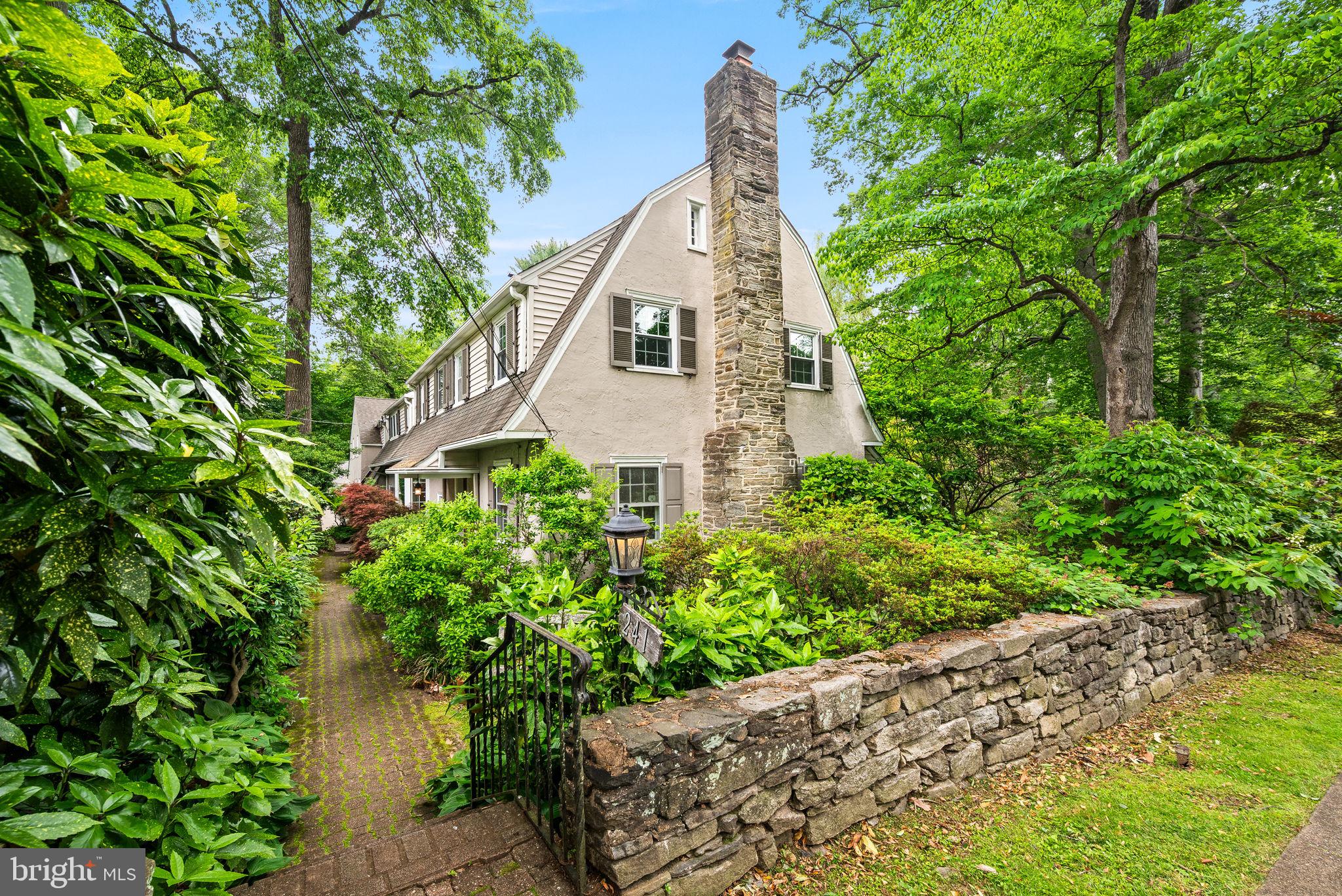 SWARTHMORE HILLS - Residential