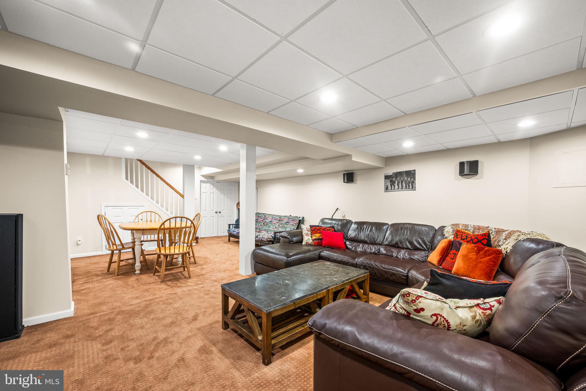 SWARTHMORE HILLS - Residential