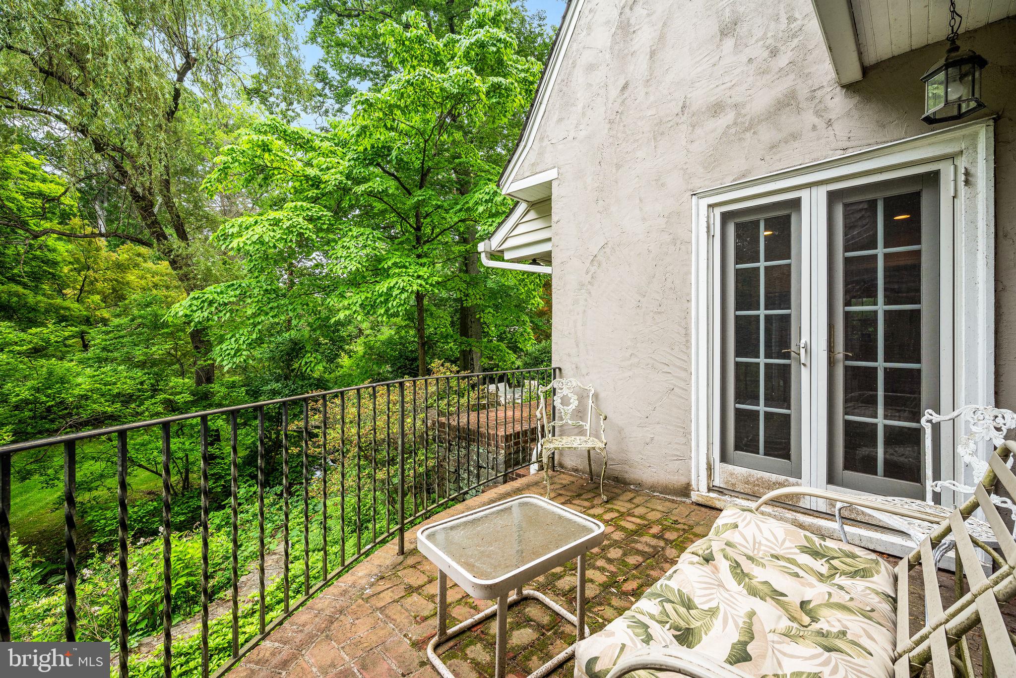 SWARTHMORE HILLS - Residential