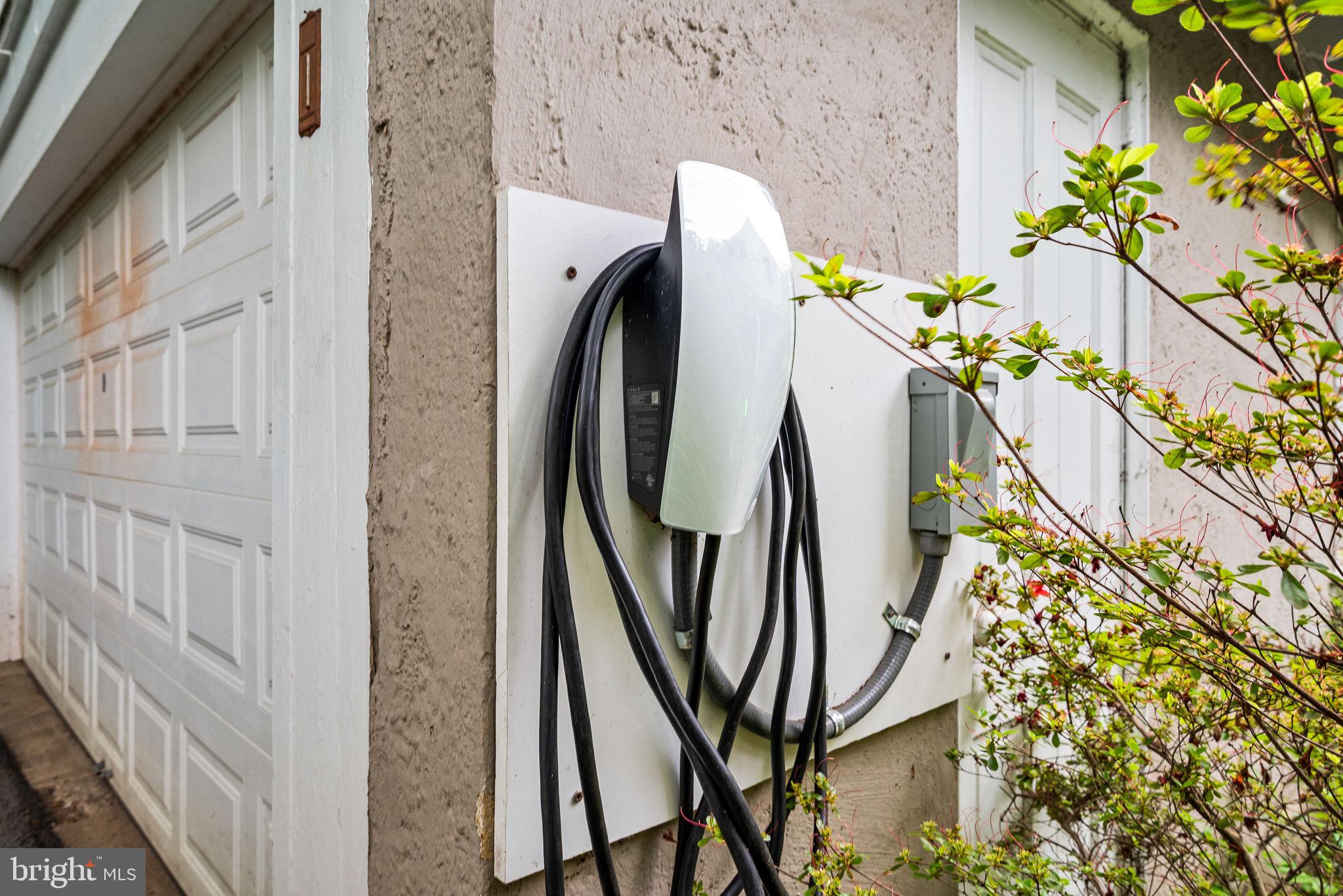 SWARTHMORE HILLS - Residential