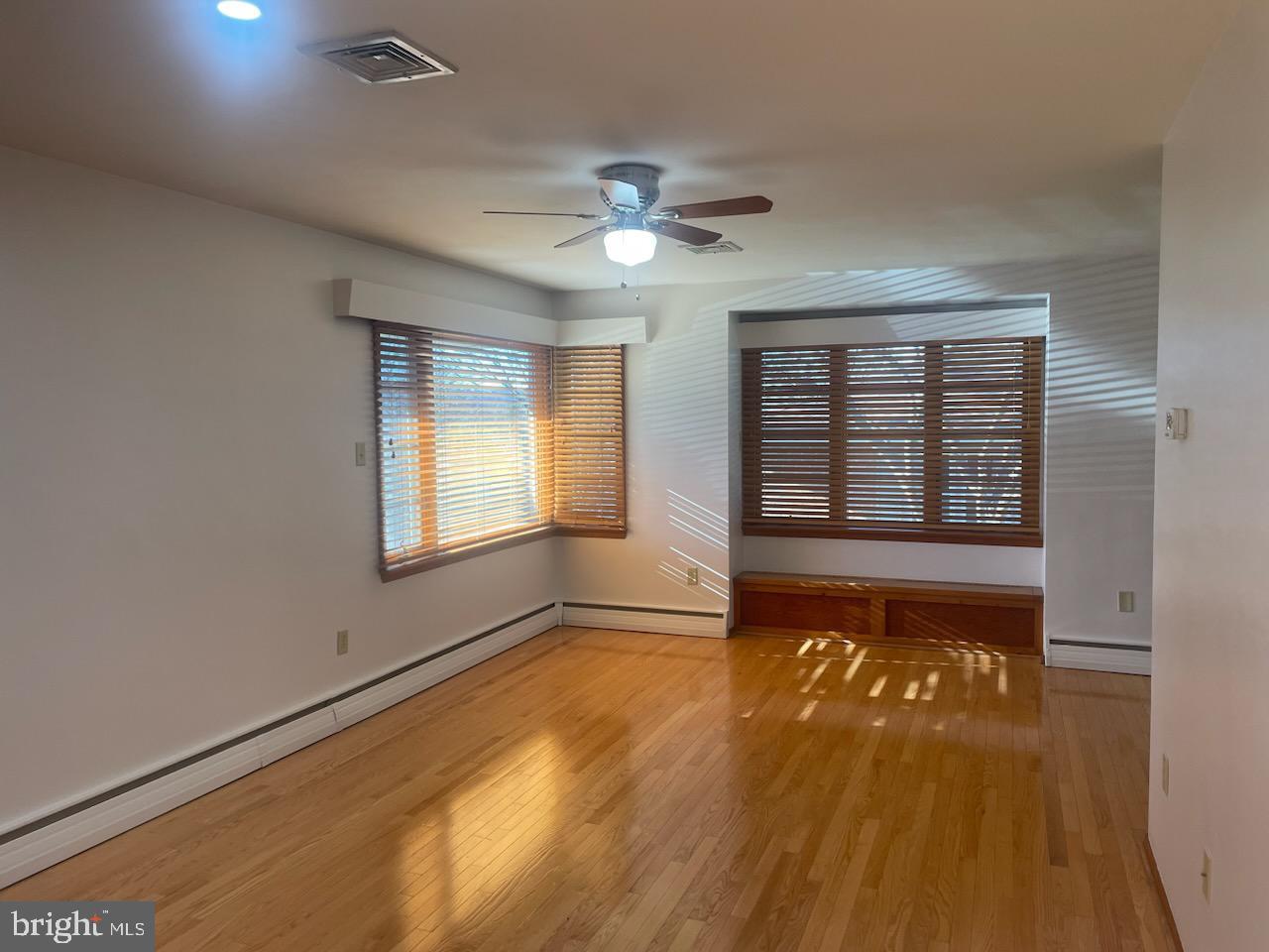 HERSHEY DOWNTOWN - Residential