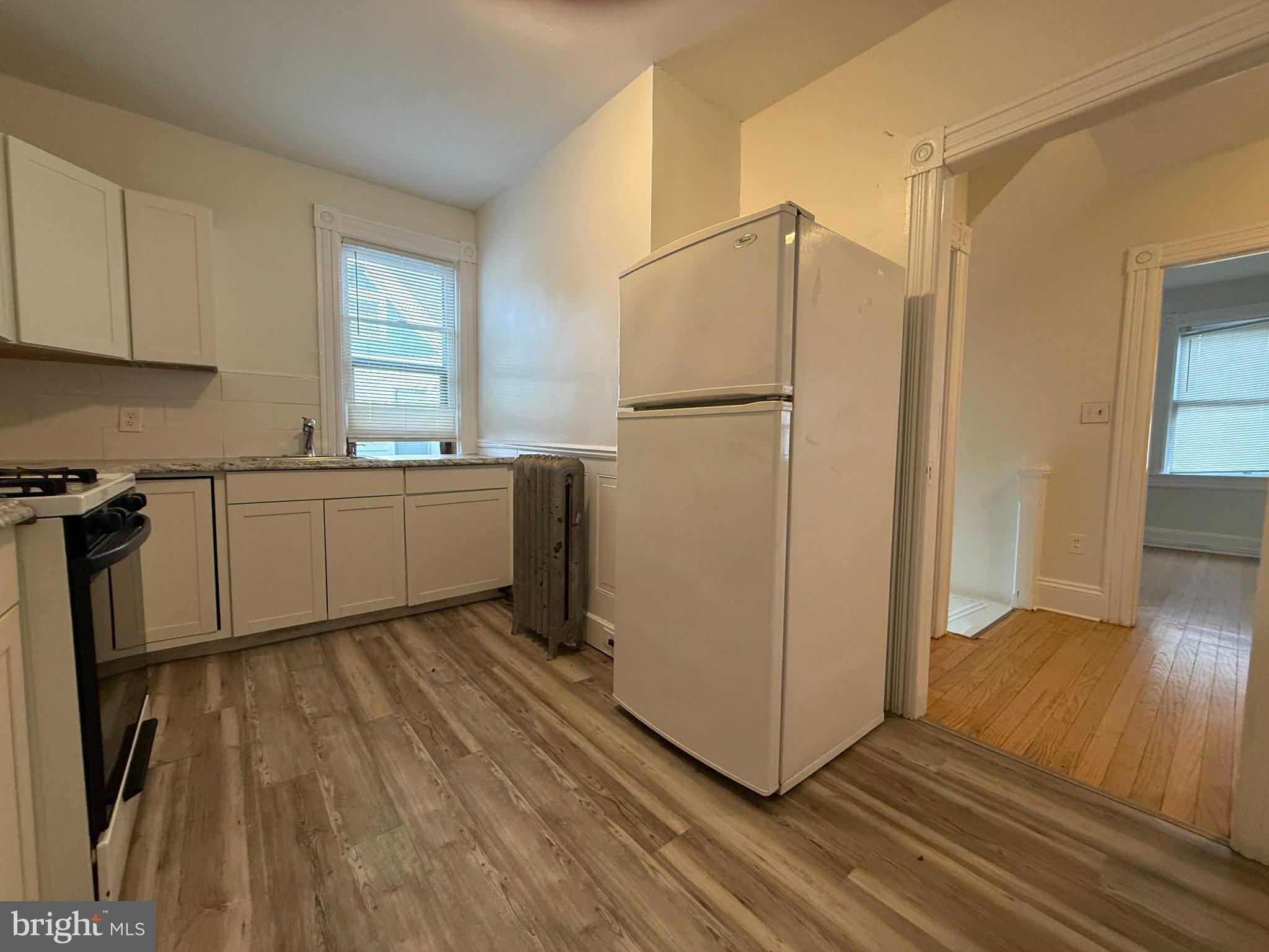 2735 MAIN STREET 4APT