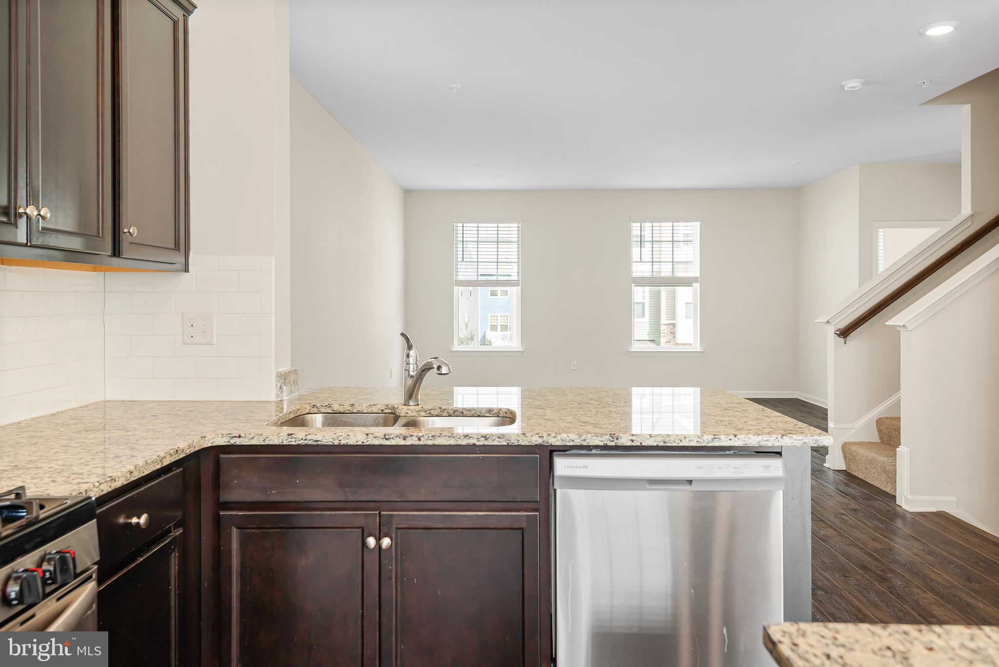 PARKSIDE - Residential Lease