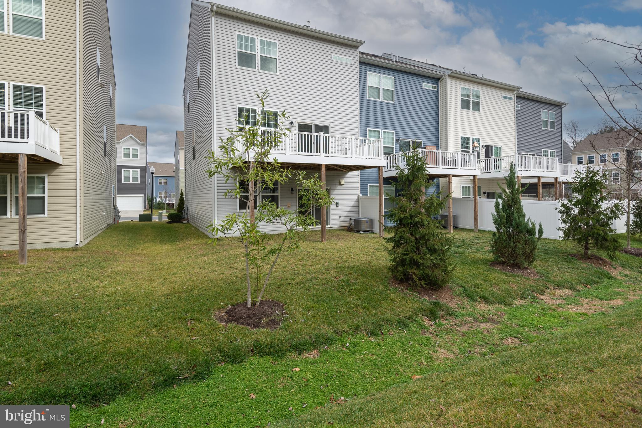 PARKSIDE - Residential Lease