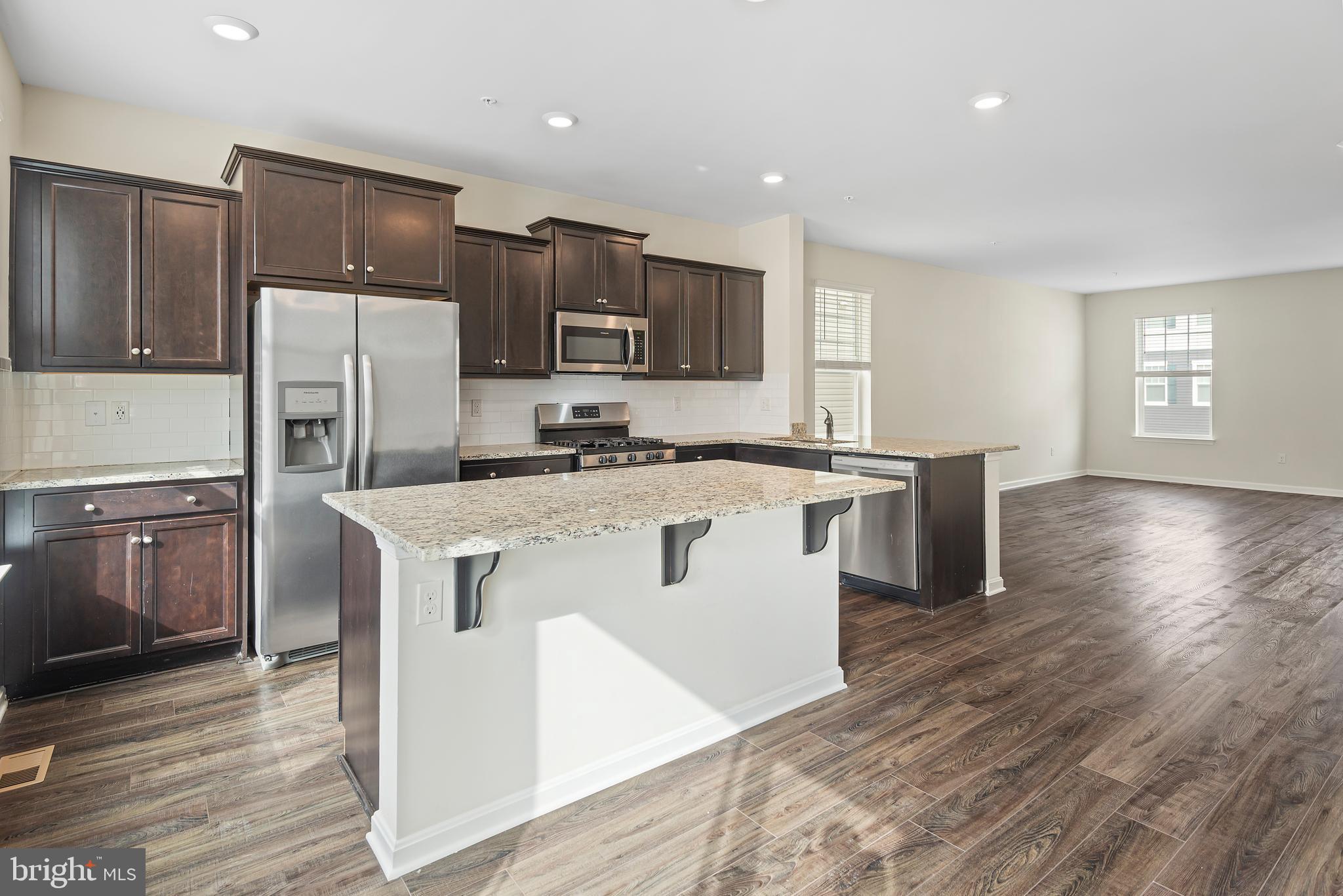 PARKSIDE - Residential Lease