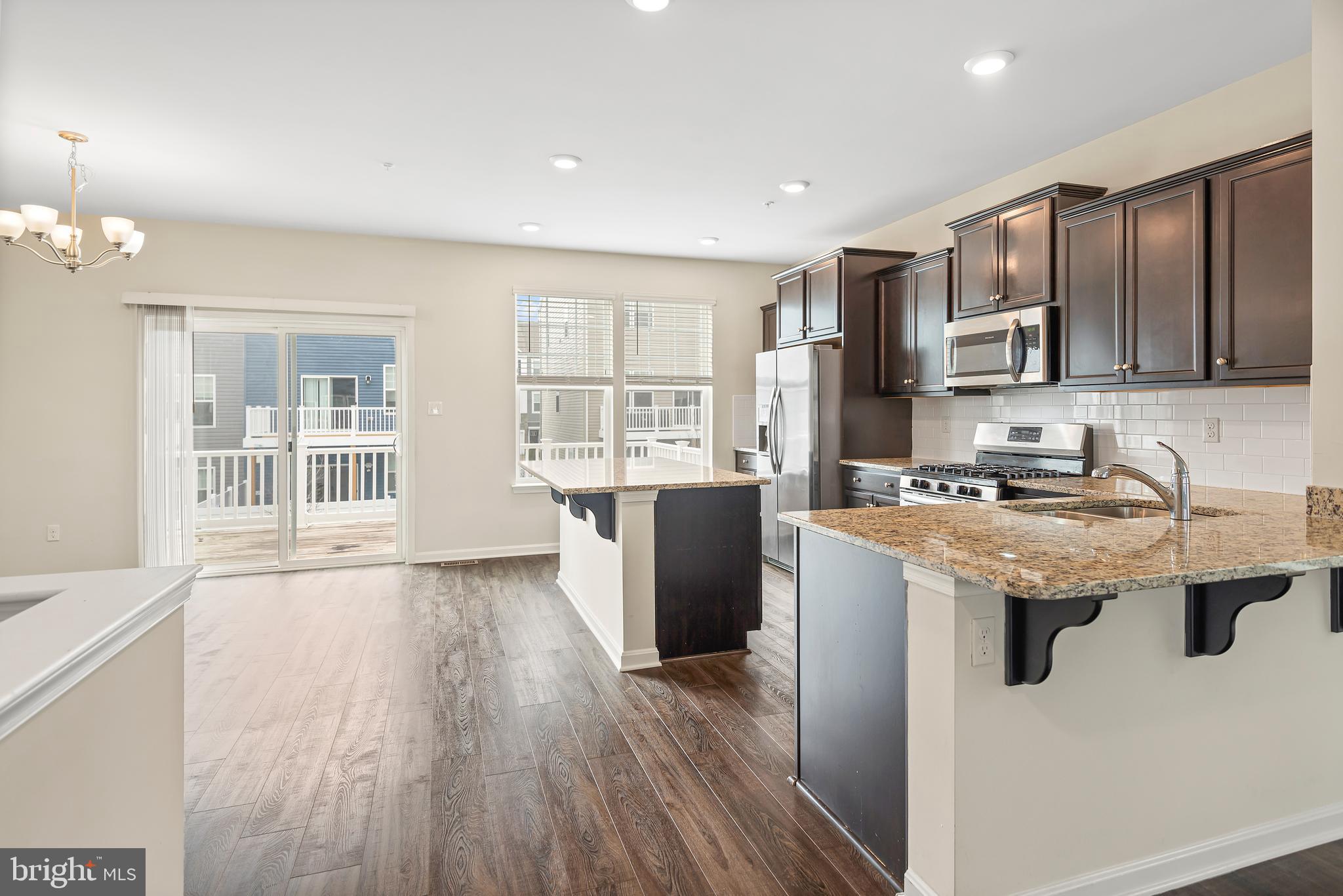 PARKSIDE - Residential Lease