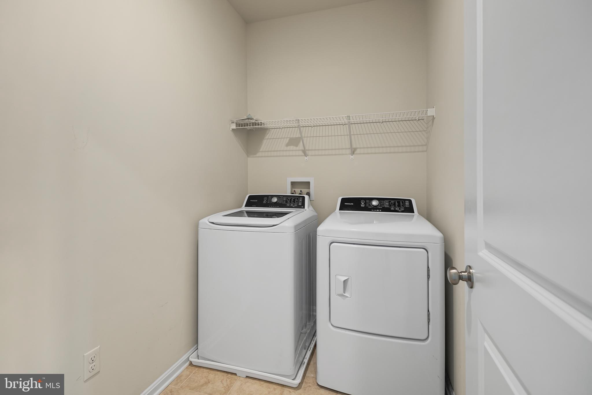 PARKSIDE - Residential Lease