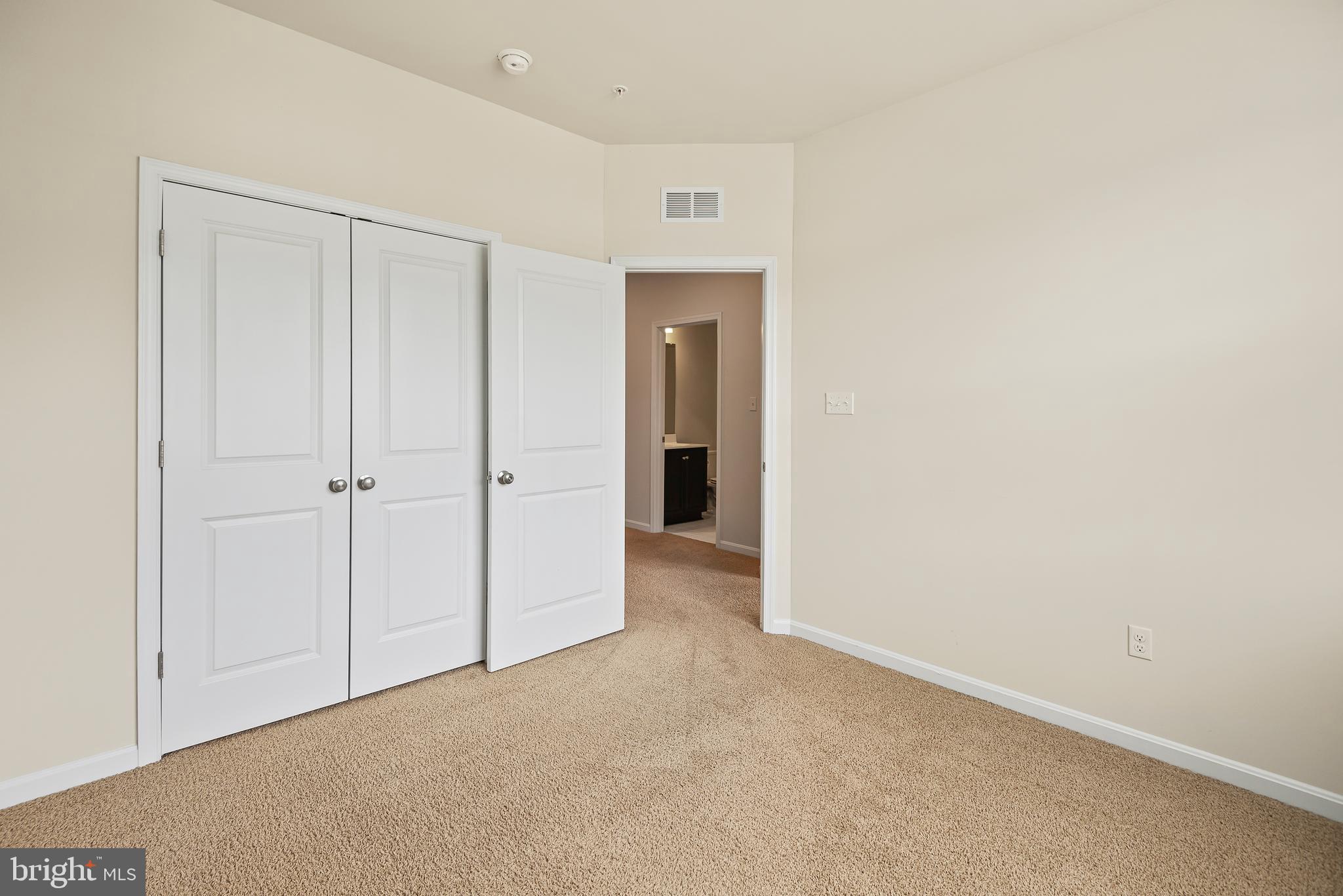 PARKSIDE - Residential Lease