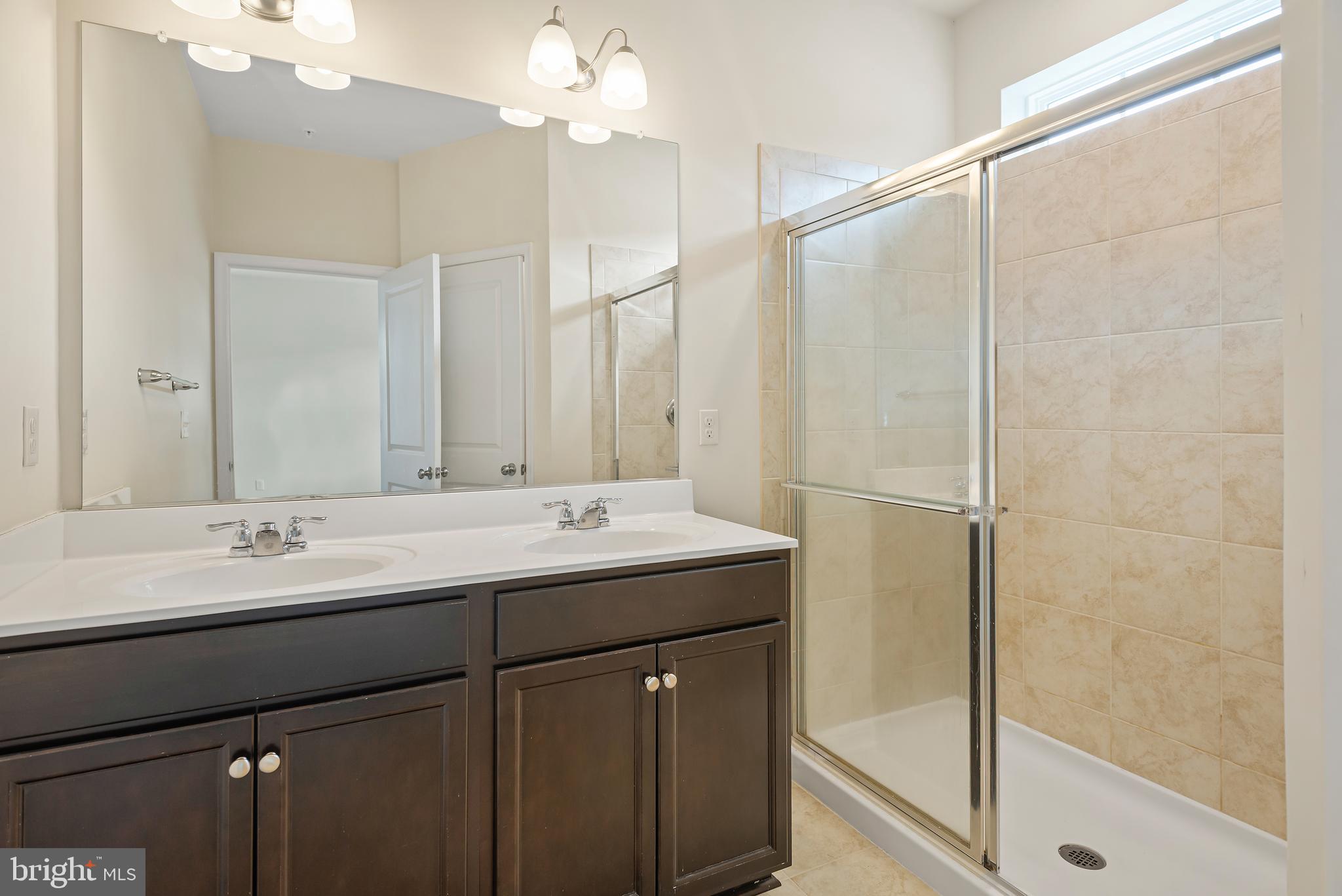 PARKSIDE - Residential Lease