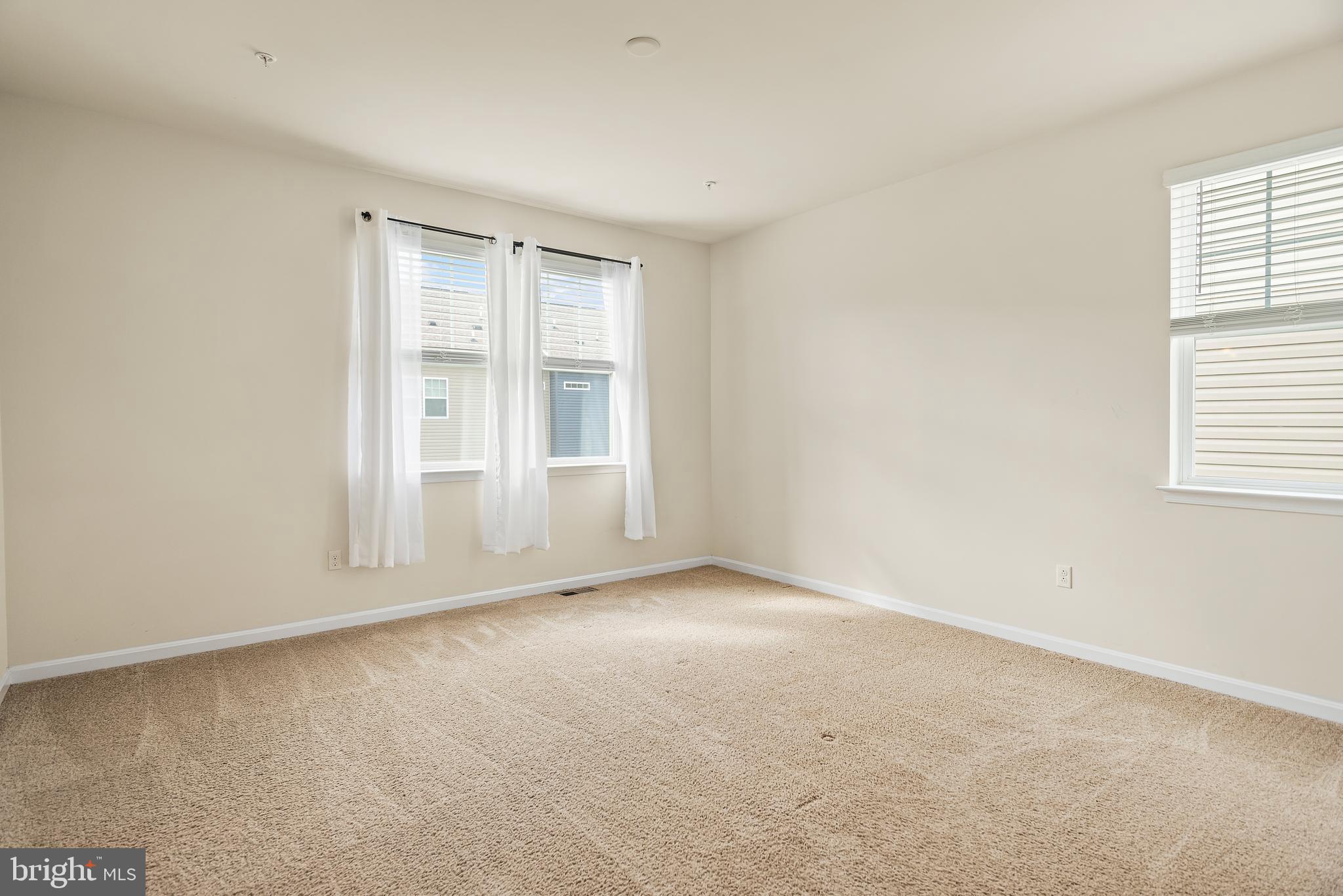 PARKSIDE - Residential Lease