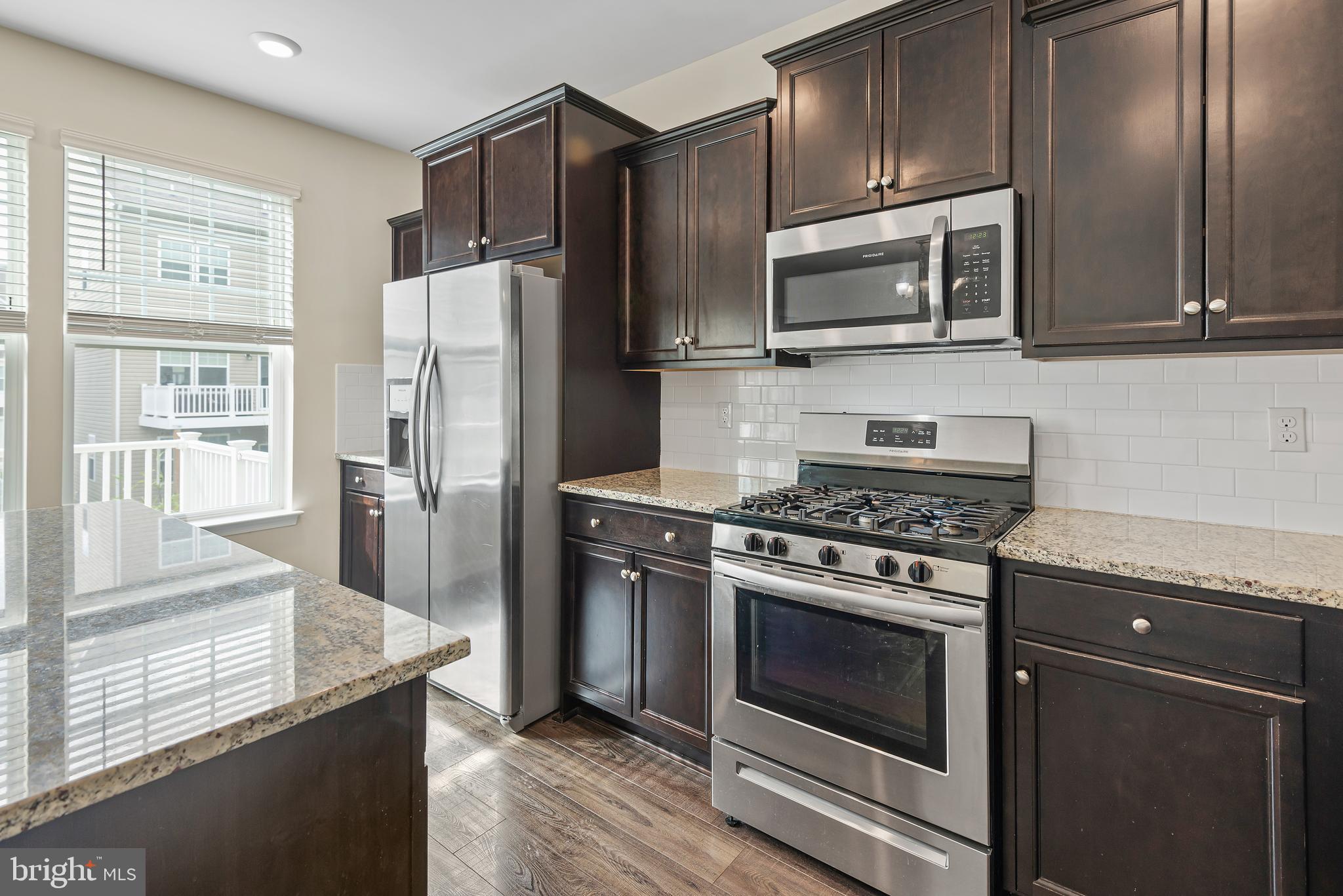 PARKSIDE - Residential Lease