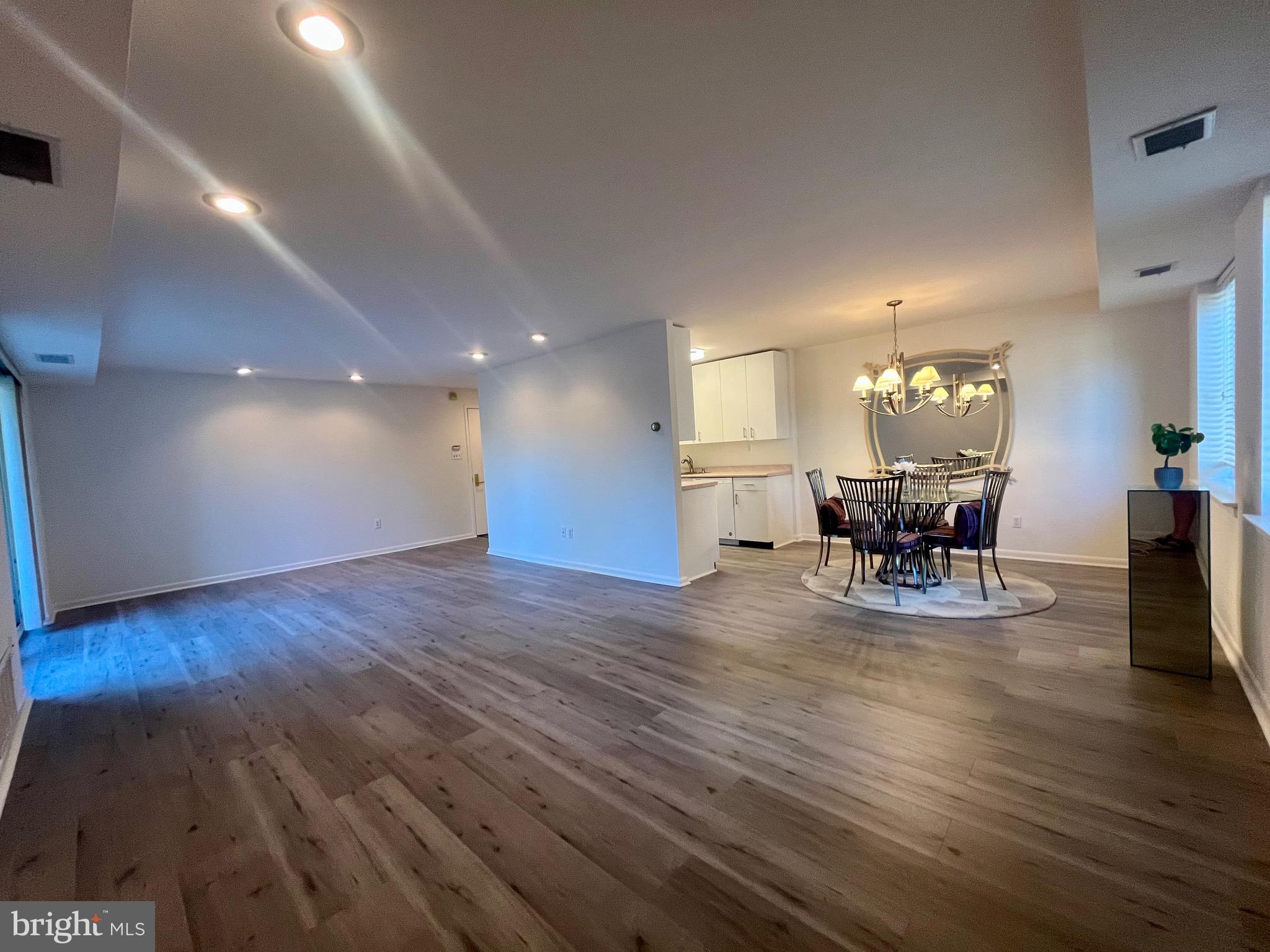 OAK HILL - Residential Lease