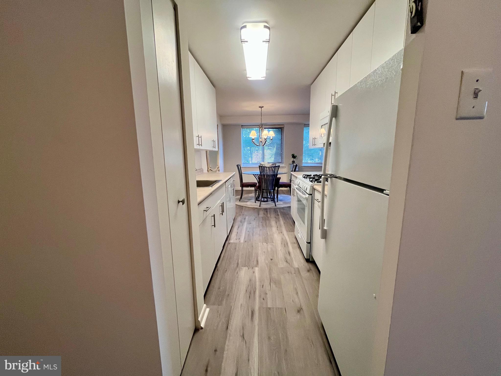 OAK HILL - Residential Lease