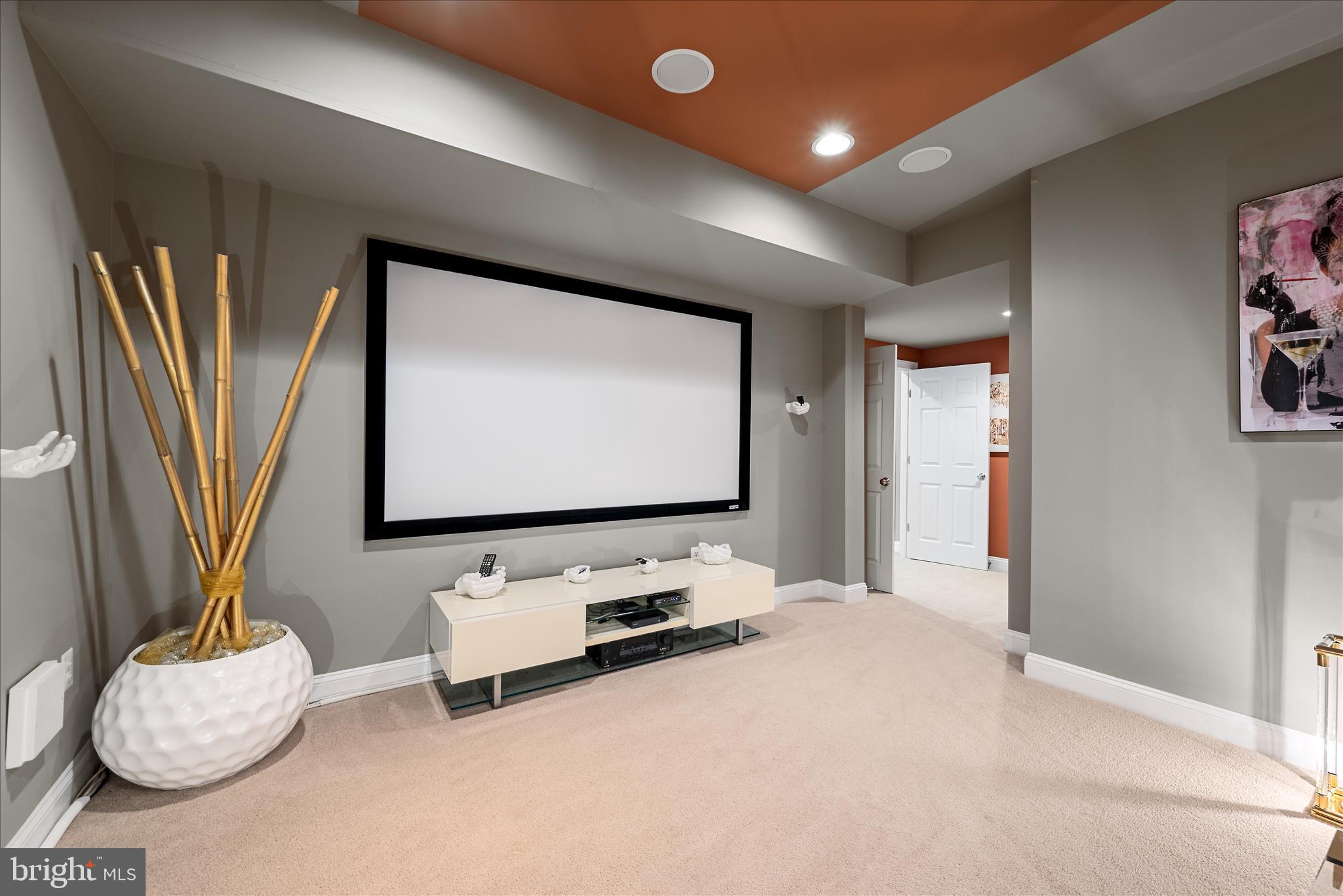 WATERFORD CREEK - Residential