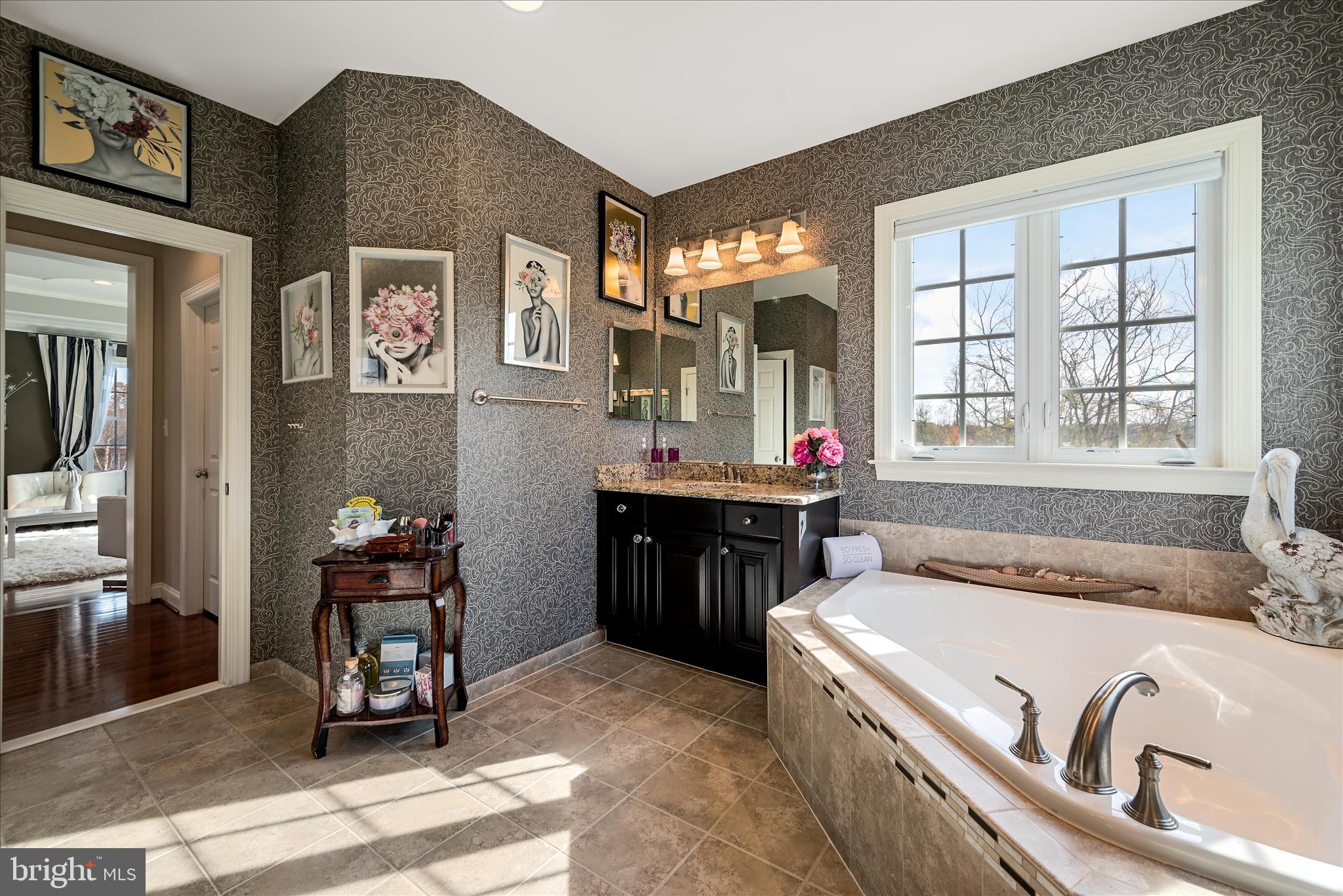 WATERFORD CREEK - Residential