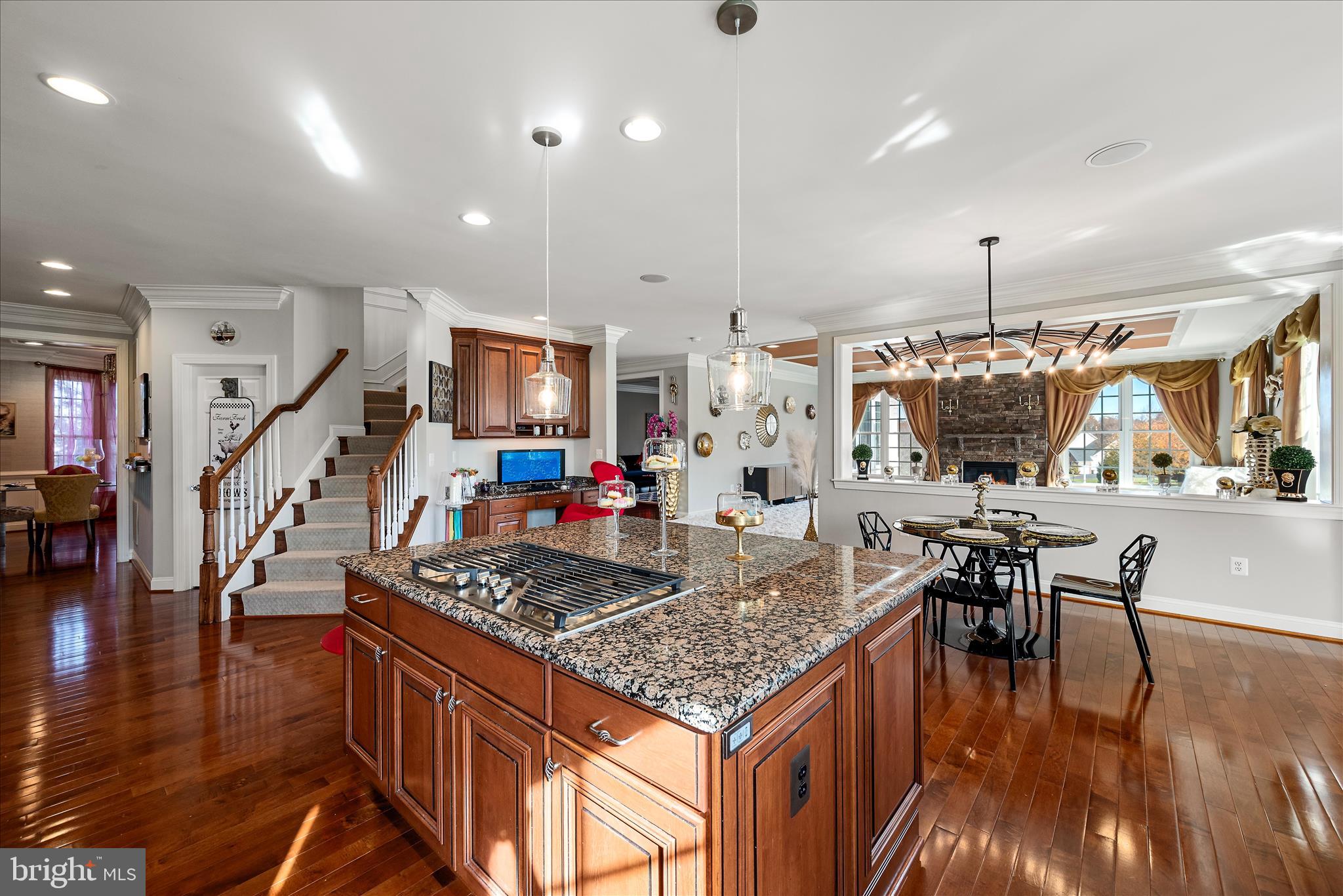 WATERFORD CREEK - Residential