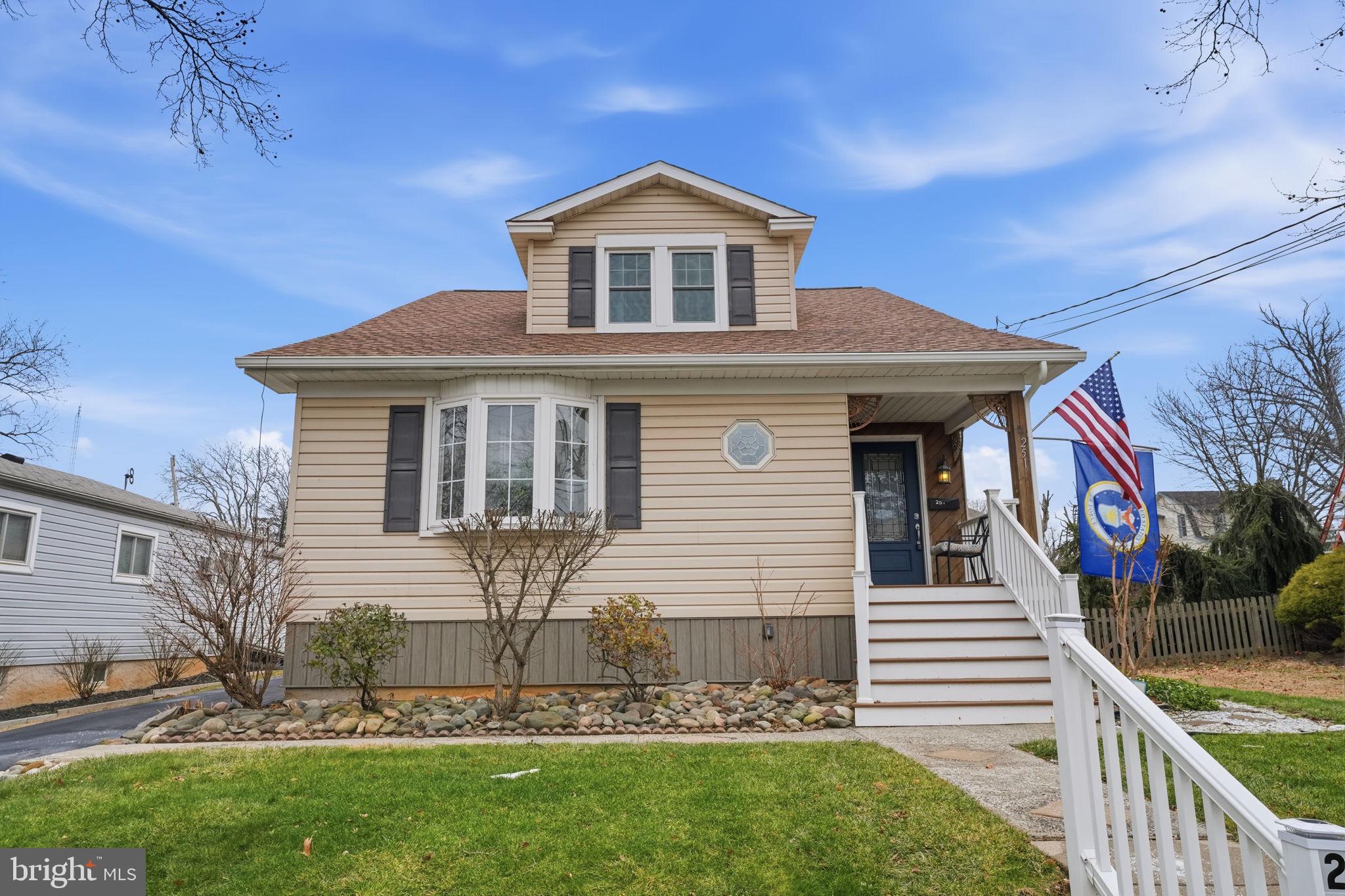 WILLOW GROVE - Residential