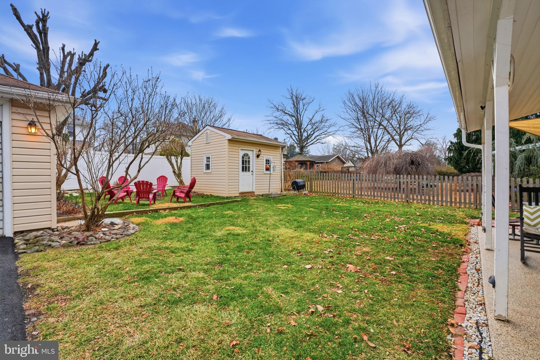 WILLOW GROVE - Residential