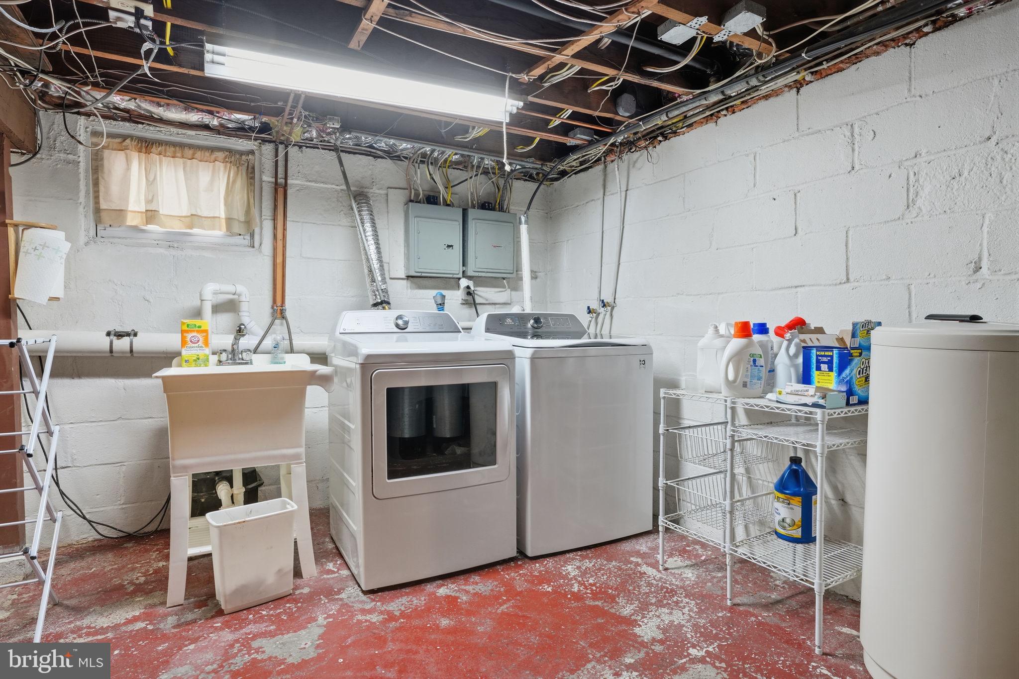 WILLOW GROVE - Residential