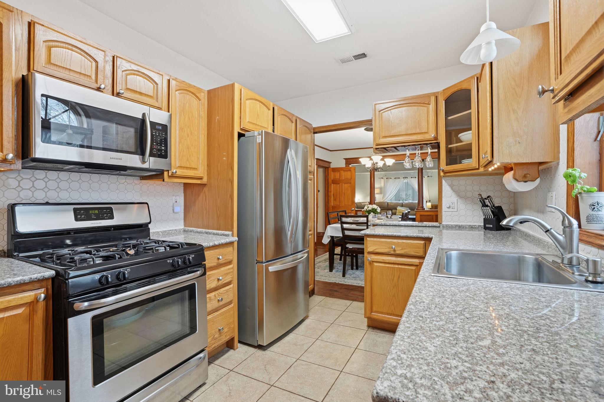 WILLOW GROVE - Residential