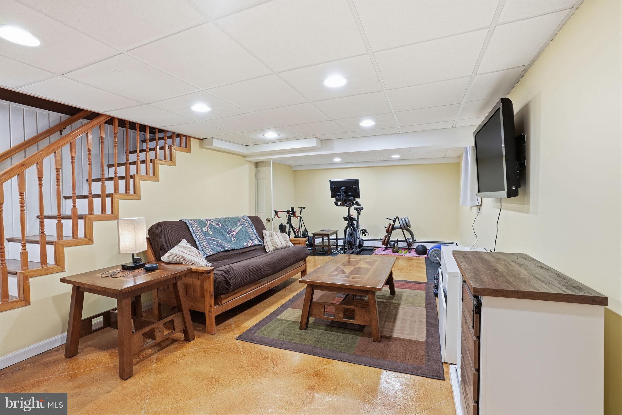 WILLOW GROVE - Residential