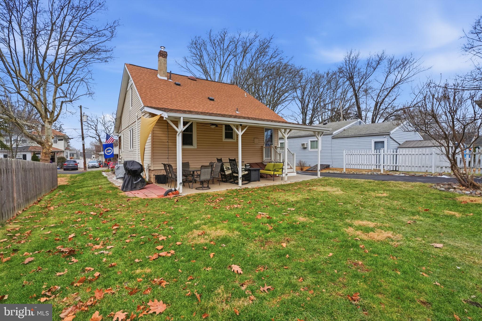 WILLOW GROVE - Residential