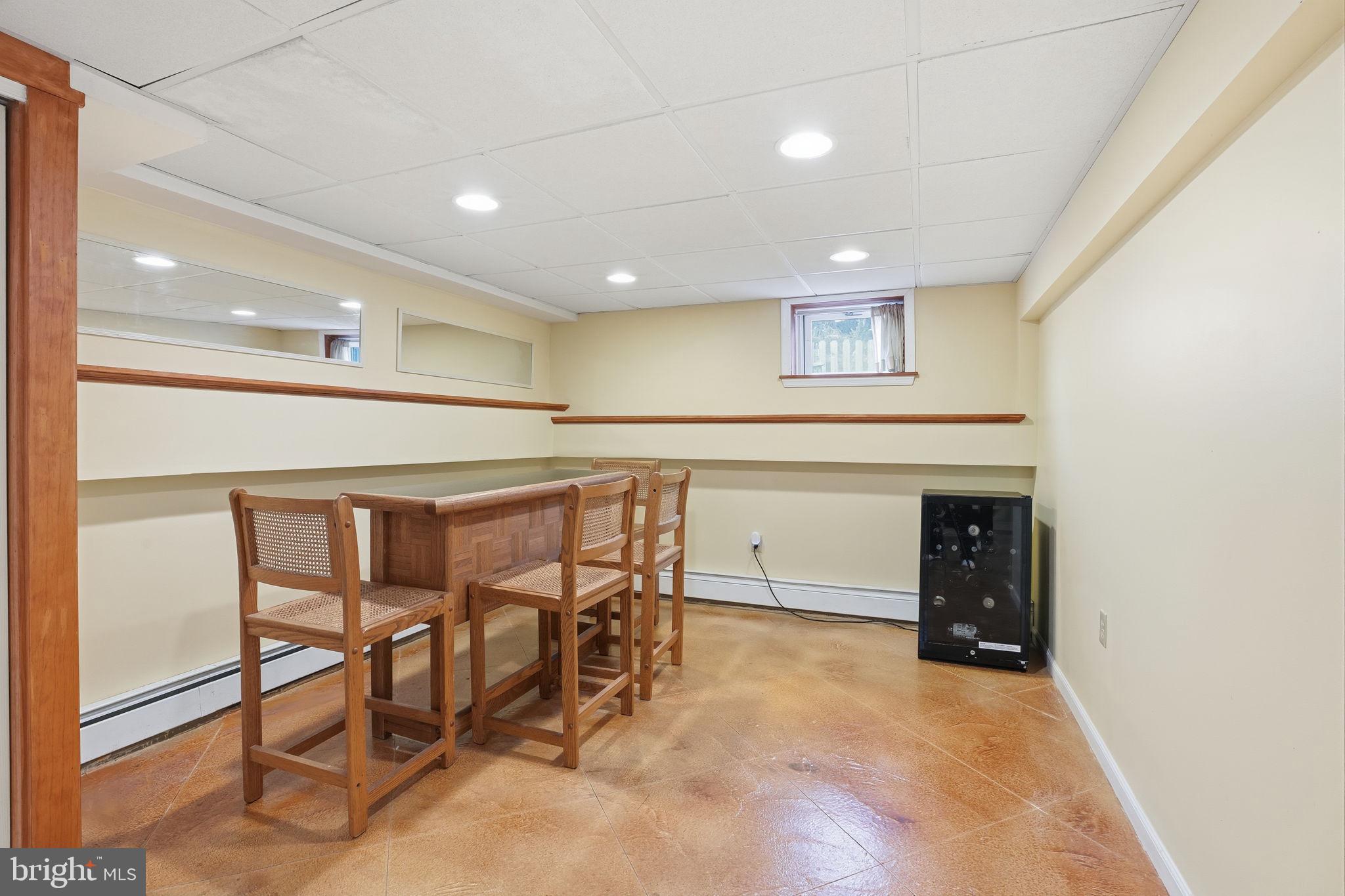 WILLOW GROVE - Residential