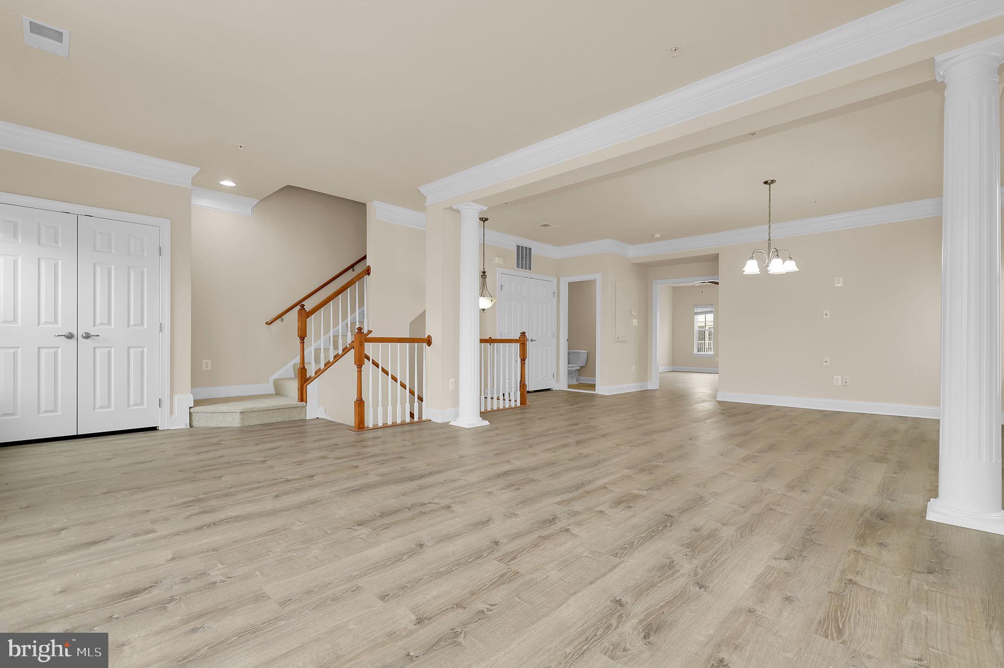 343 COMMUNITY CENTER AVENUE
