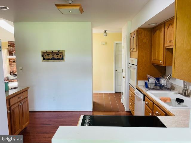 LAKE OF THE WOODS - Residential Lease